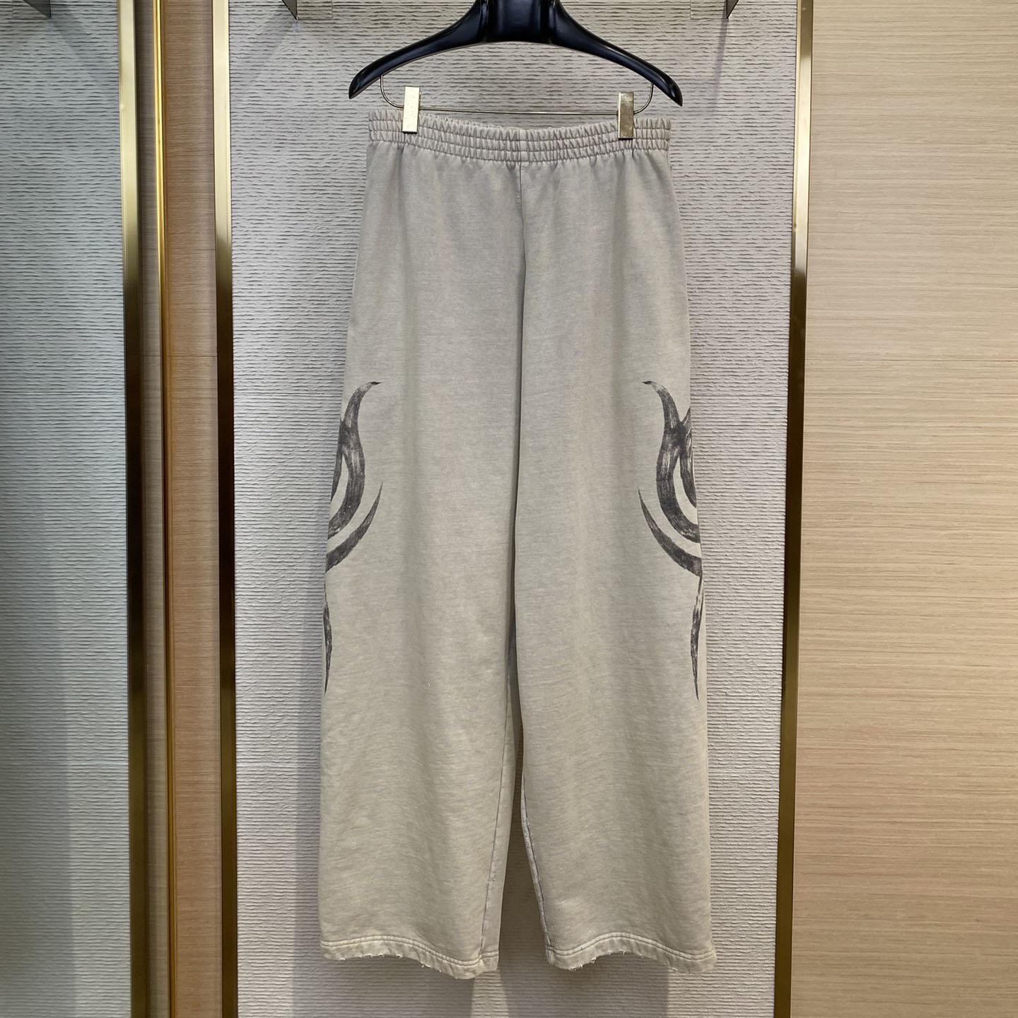 Balenciaga Y2K Baggy Sweatpants In Light Beige - FashionPlug