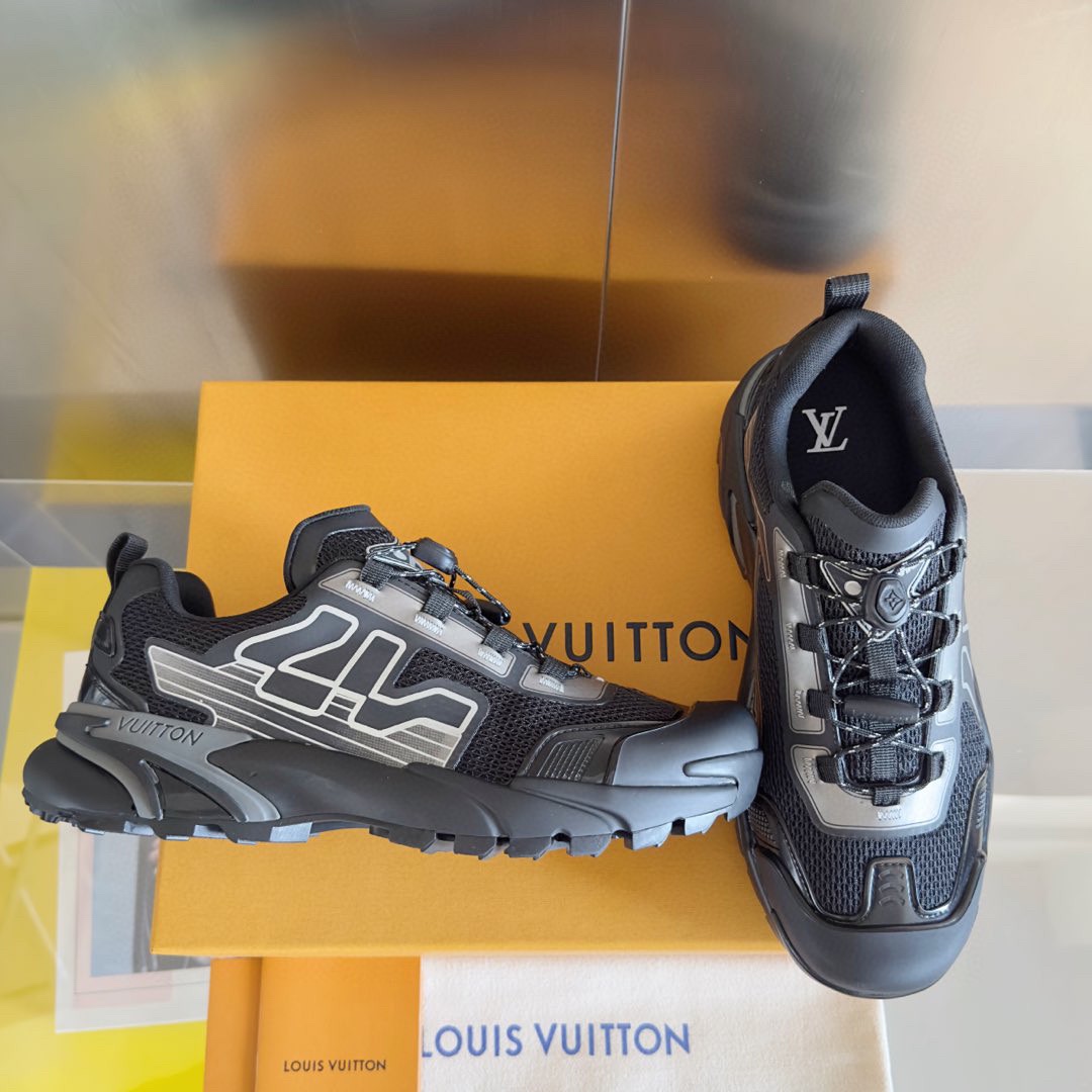Louis Vuitton LV Runner Tatic Sneaker   1ADGZW - FashionPlug
