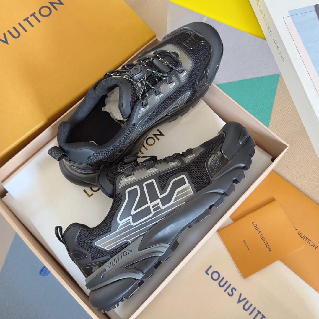 Louis Vuitton LV Runner Tatic Sneaker   1ADGZW - FashionPlug