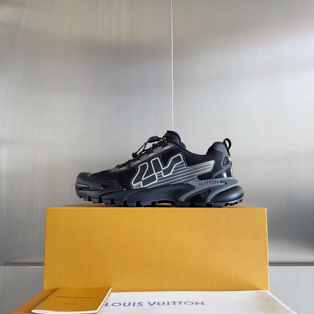 Louis Vuitton LV Runner Tatic Sneaker   1ADGZW - FashionPlug