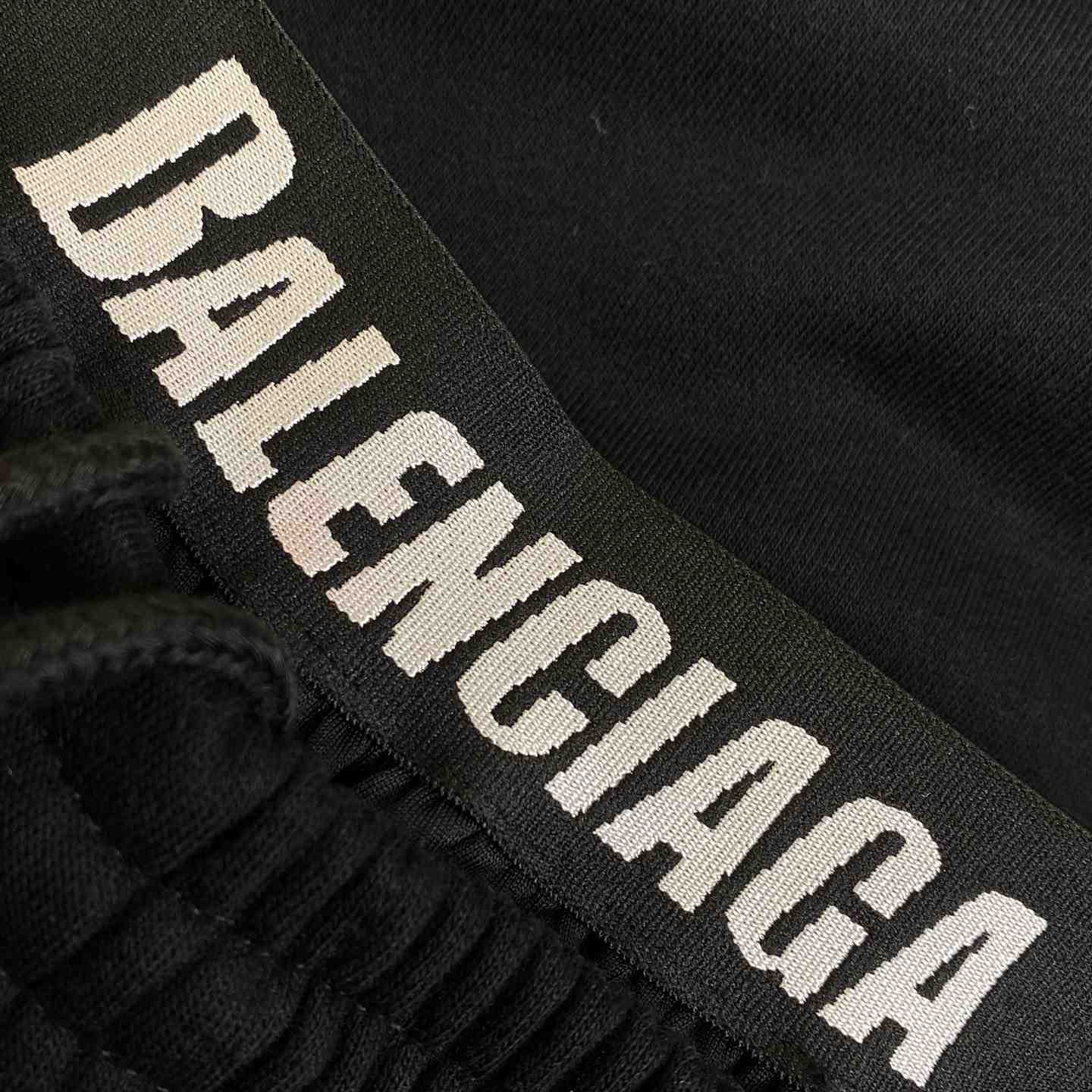 Balenciaga New Sporty B Trompe L'oeil Waistband Baggy Sweatpants - FashionPlug