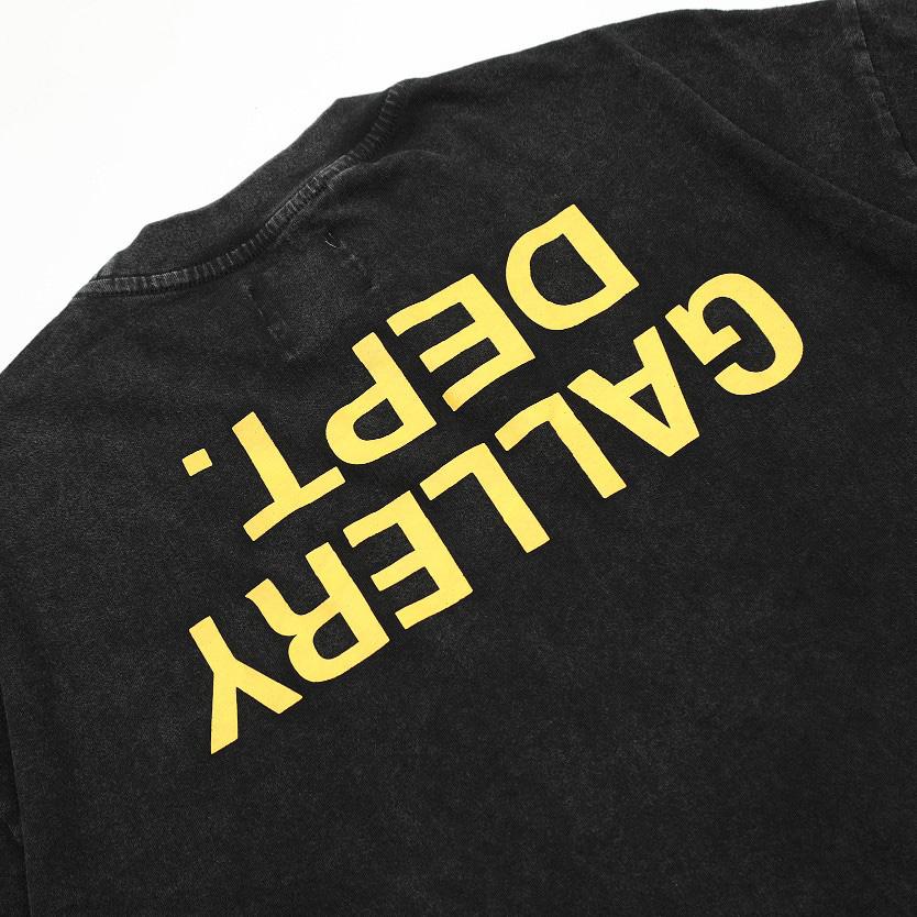 Gallery Dept.Cotton T-shirt - FashionPlug