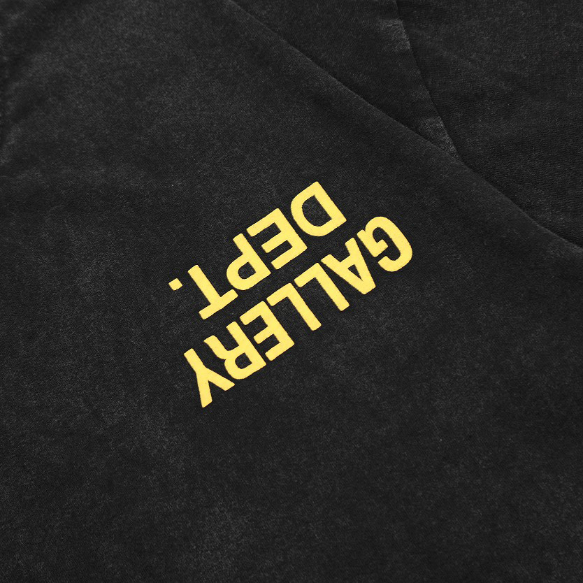 Gallery Dept.Cotton T-shirt - FashionPlug