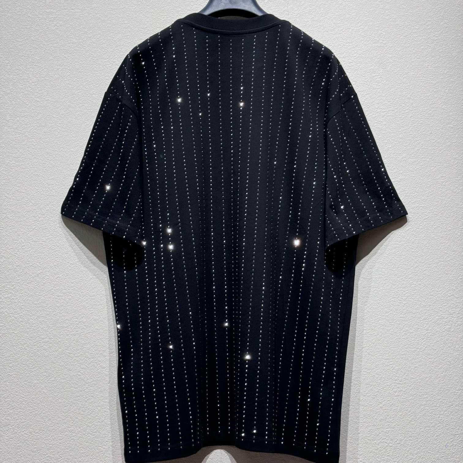 Louis Vuitton Crystal Embellished Cotton T-Shirt   1AFYDU - FashionPlug