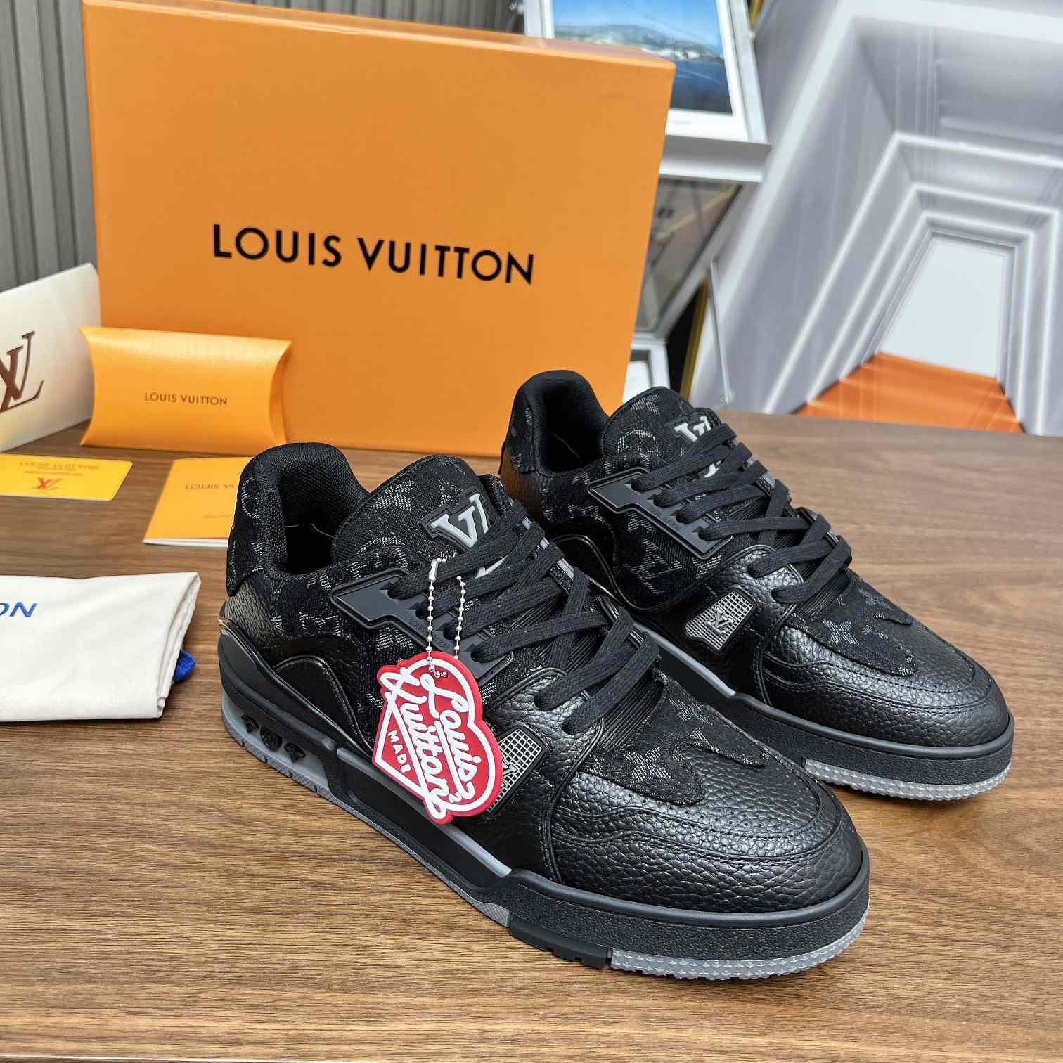 Louis Vuitton LV Trainer Sneaker    1A9IPP - FashionPlug