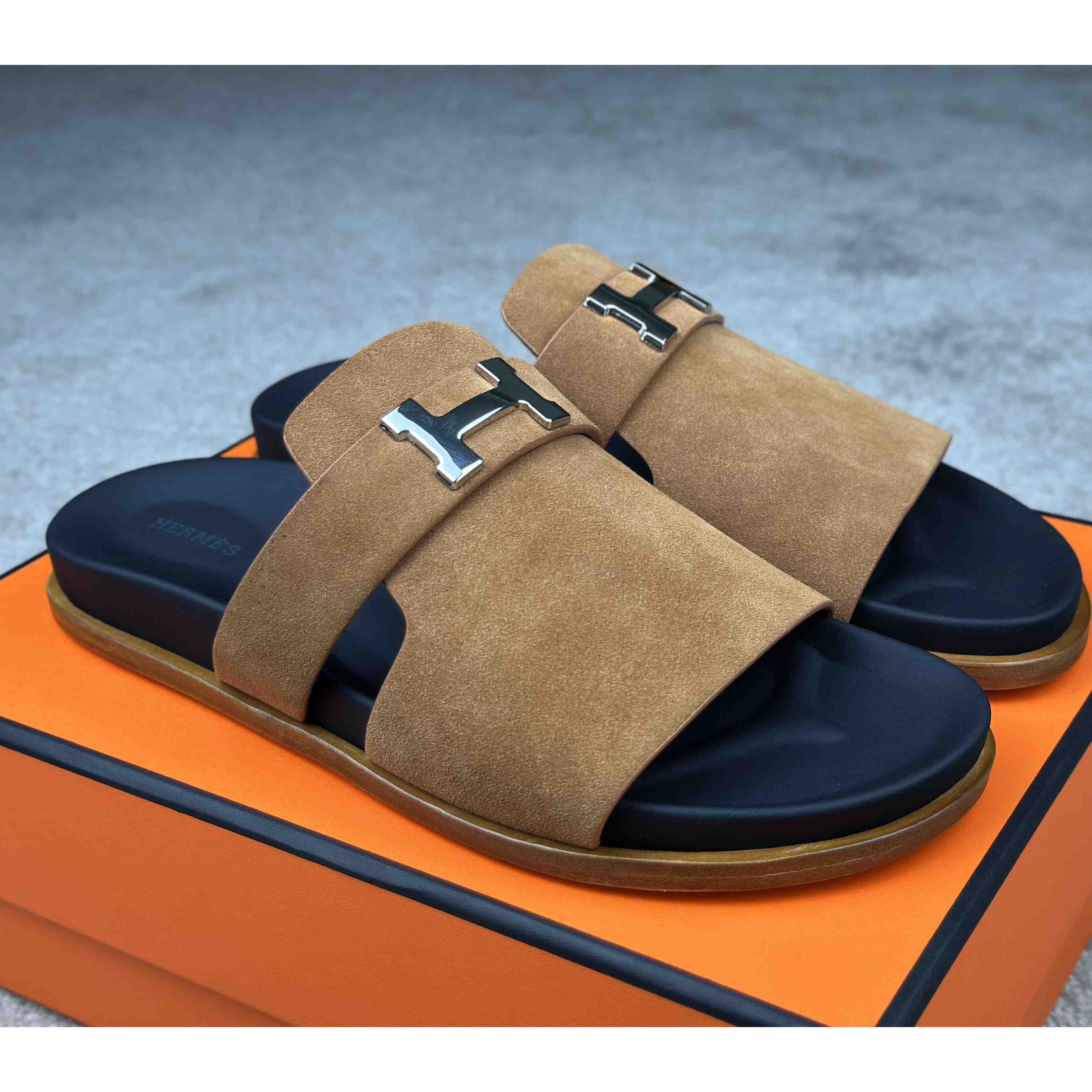 Hermes Jaures Sandal - FashionPlug