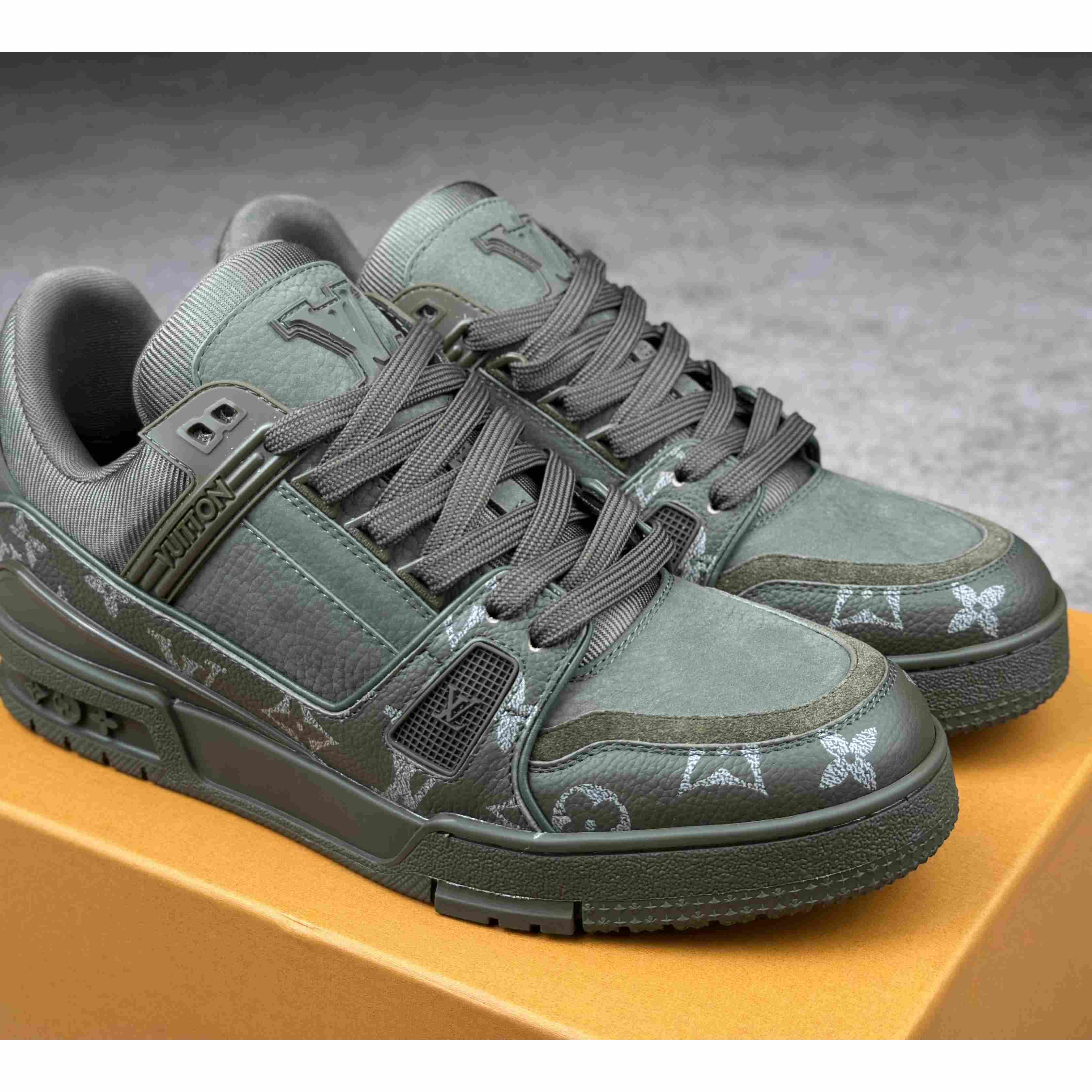 Louis Vuitton LV Trainer Sneaker       1AH995 - FashionPlug