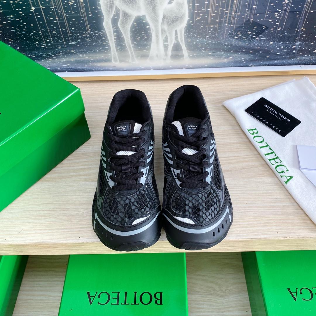 Bottega Veneta Orbit Sneaker  - FashionPlug