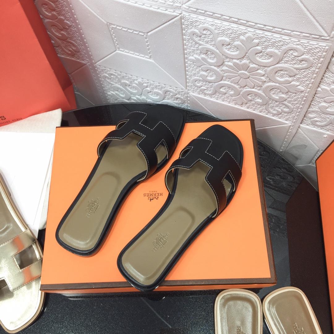 Hermes Oran Sandal - FashionPlug