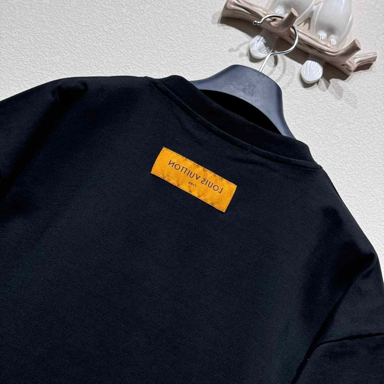 Louis Vuitton Short-Sleeved T-Shirt   - FashionPlug