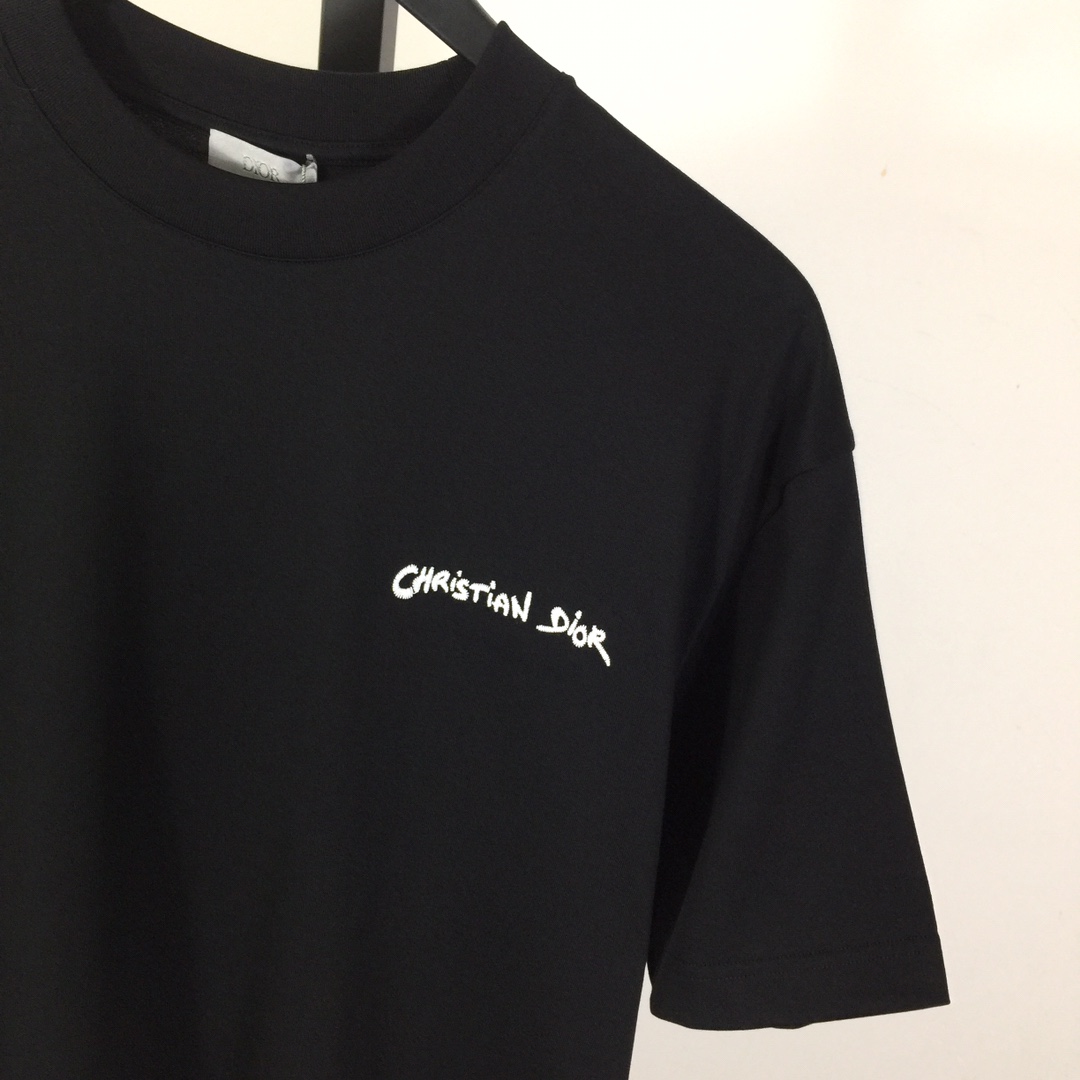 Dior Embossed Logo T-Shirt - FashionPlug