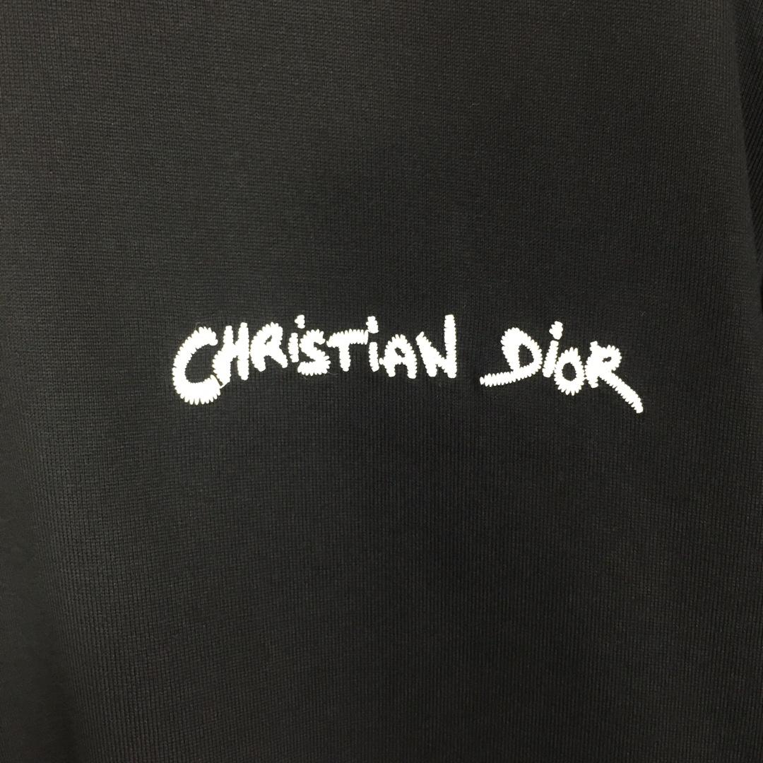 Dior Embossed Logo T-Shirt - FashionPlug