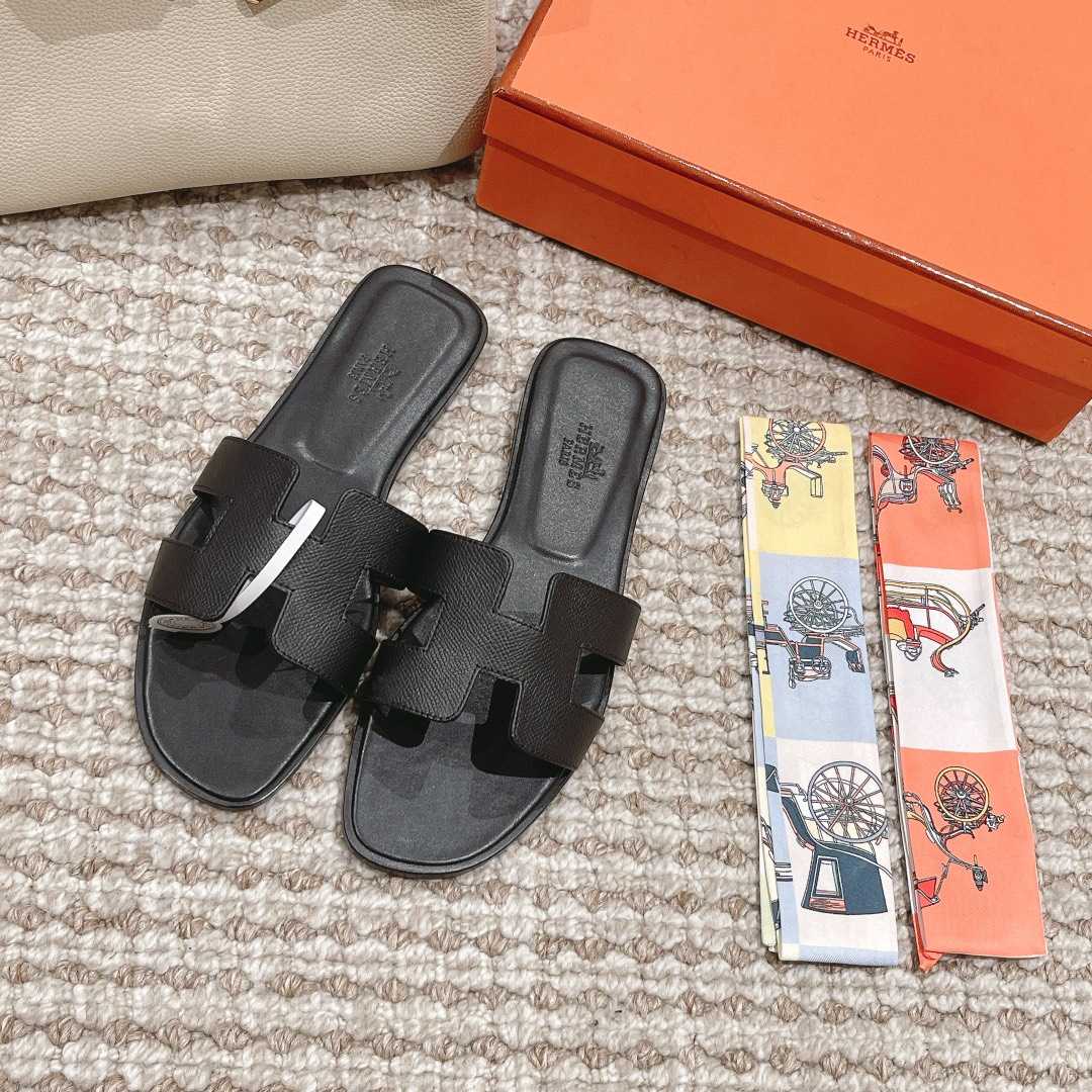 Hermes Oran Sandal - FashionPlug