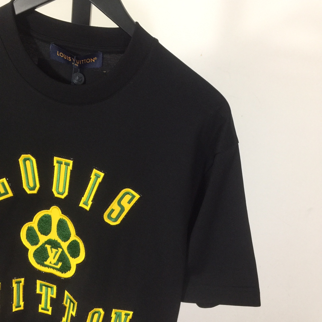 Louis Vuitton Embellished Short-Sleeved Cotton Crewneck - FashionPlug