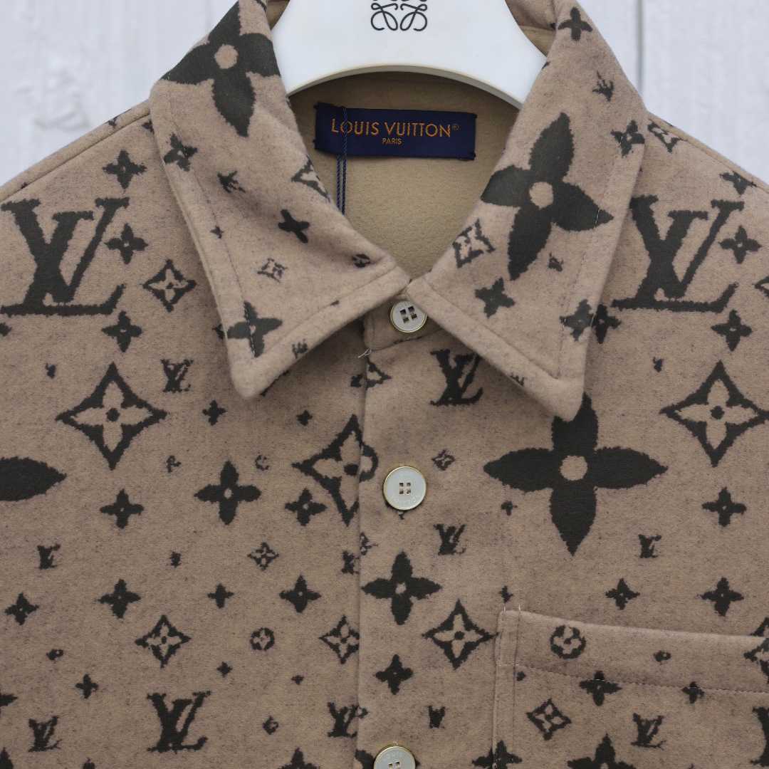 Louis Vuitton Monogram Double Face Wool, Silk And Cashmere-Blend Overshirt  1AFYF5 - FashionPlug