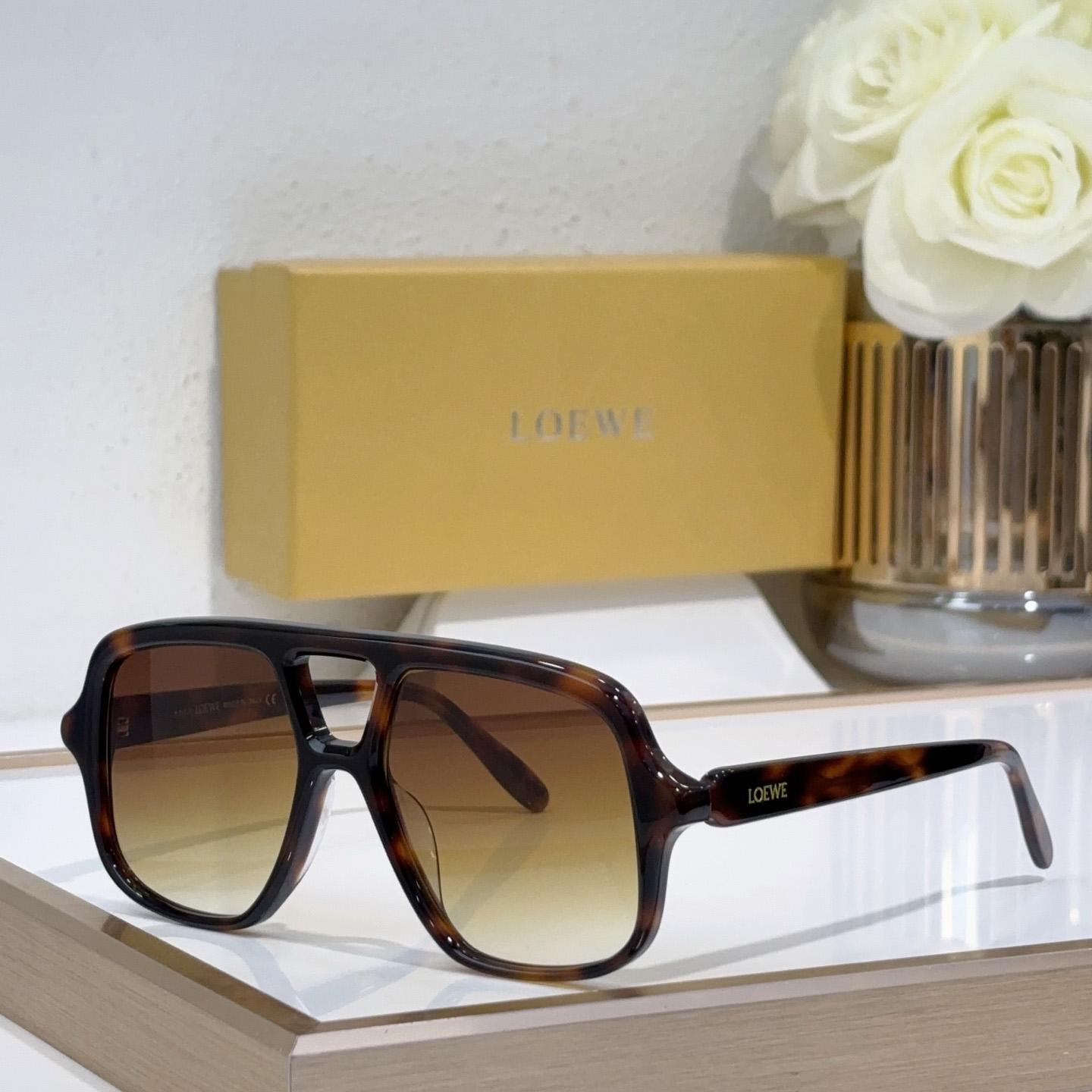 Loewe Aviator Slim Sunglasses  LW40161U - FashionPlug
