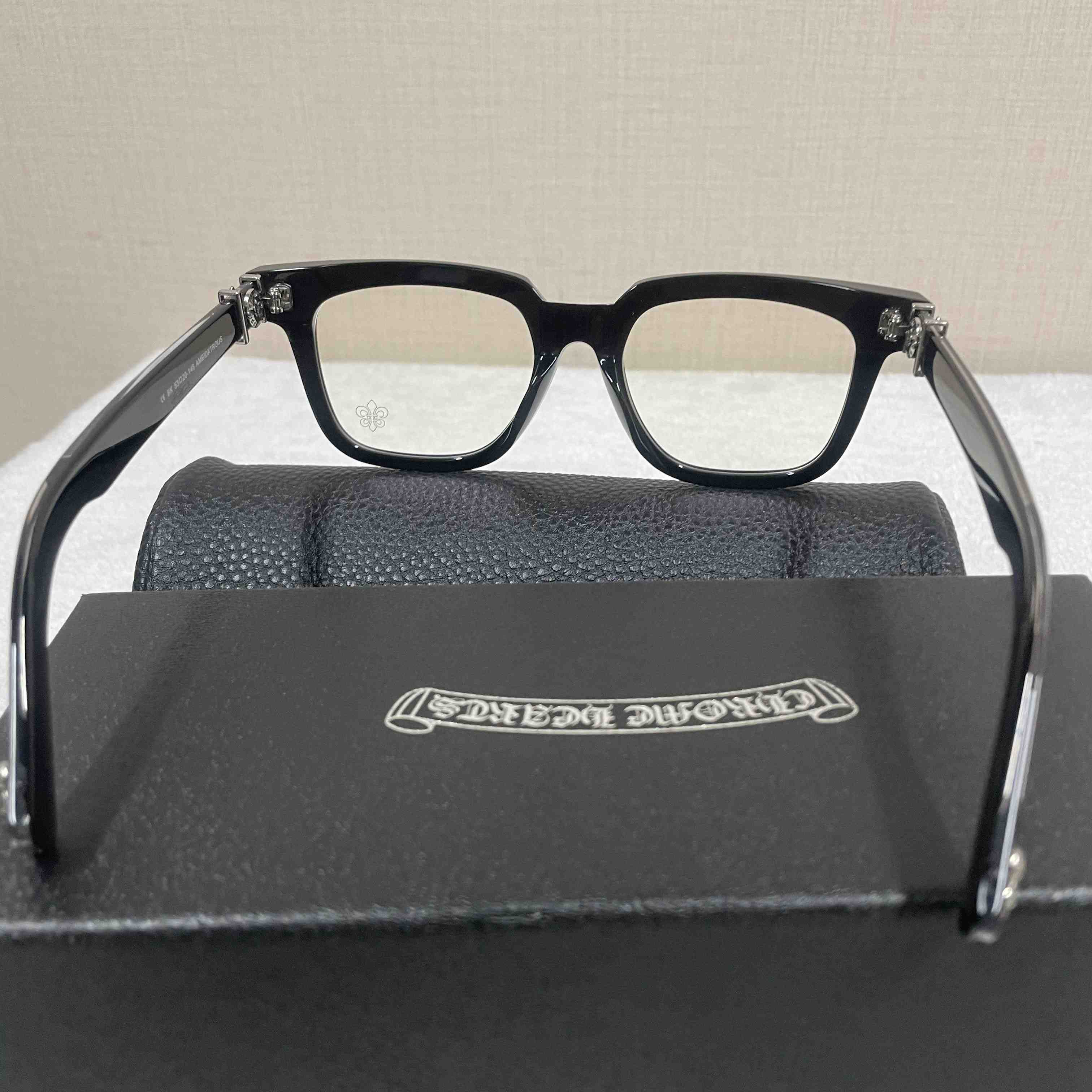Chrome Hearts Glasses - FashionPlug