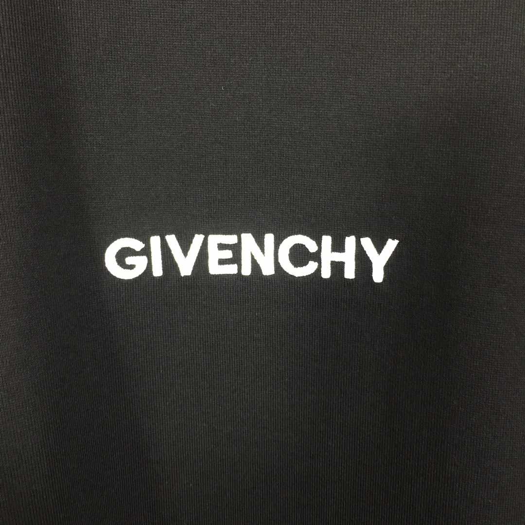 Givenchy T-shirt In Cotton - FashionPlug
