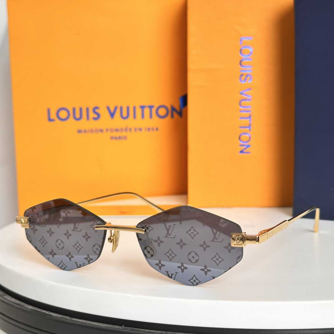 Louis Vuitton Sunglasses  - FashionPlug