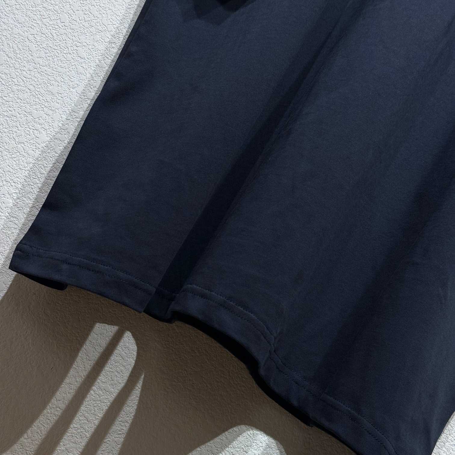 Balenciaga T-shirt Medium Fit - FashionPlug