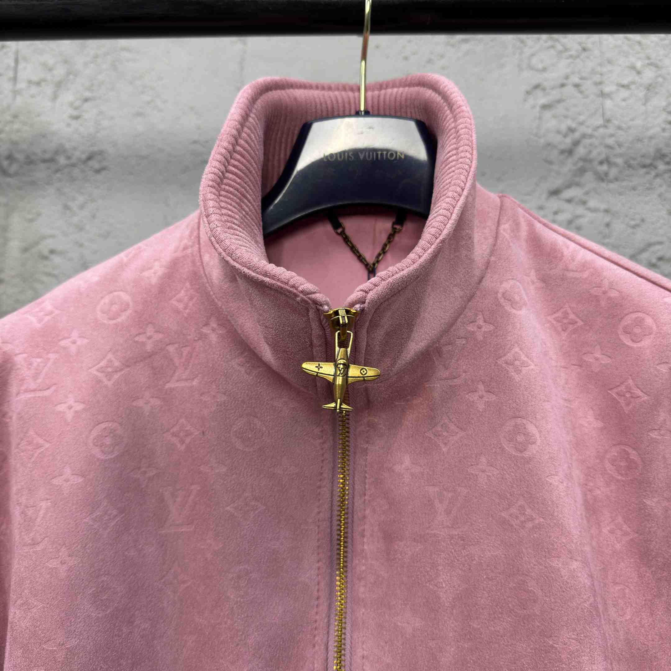 Louis Vuitton Monogram Debossed Leather Tracksuit Jacket   1AHBU4 - FashionPlug