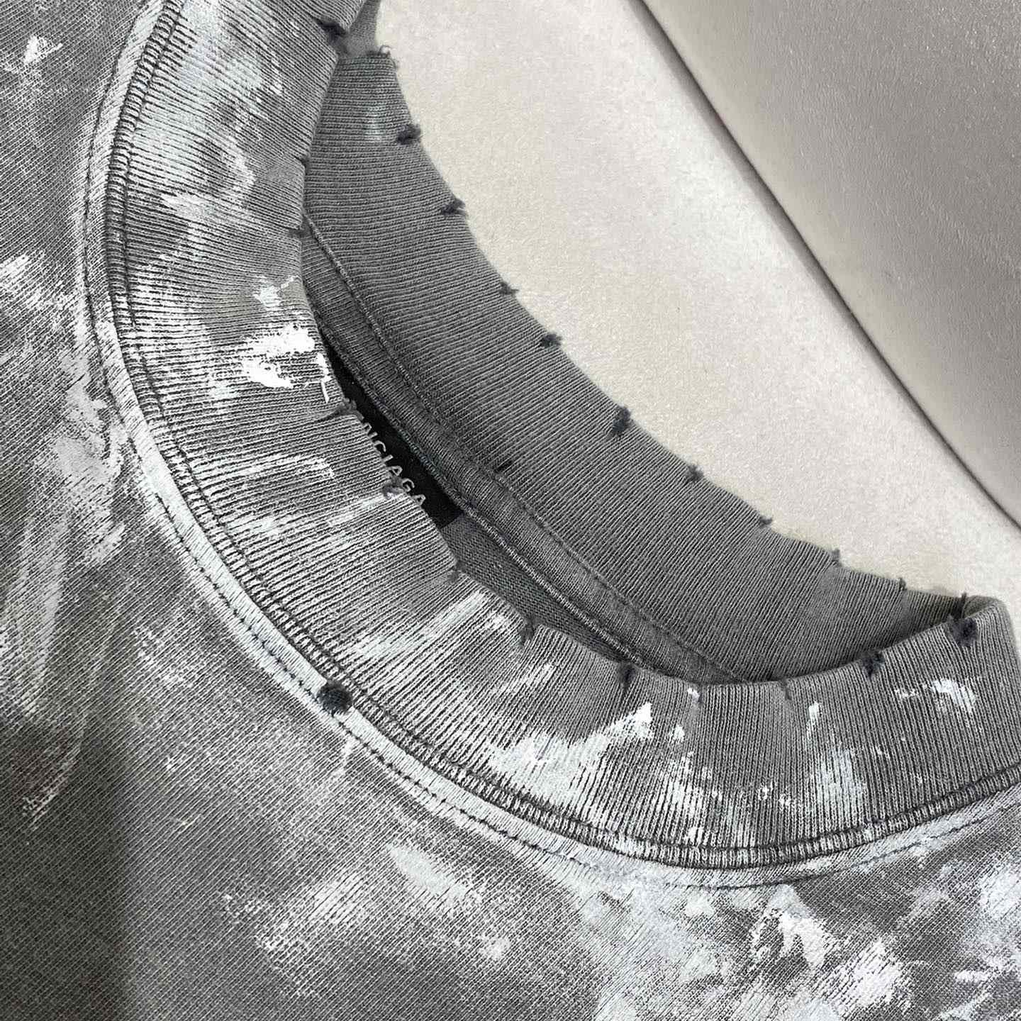 Balenciaga Back T-Shirt Medium Fit In Grey - FashionPlug