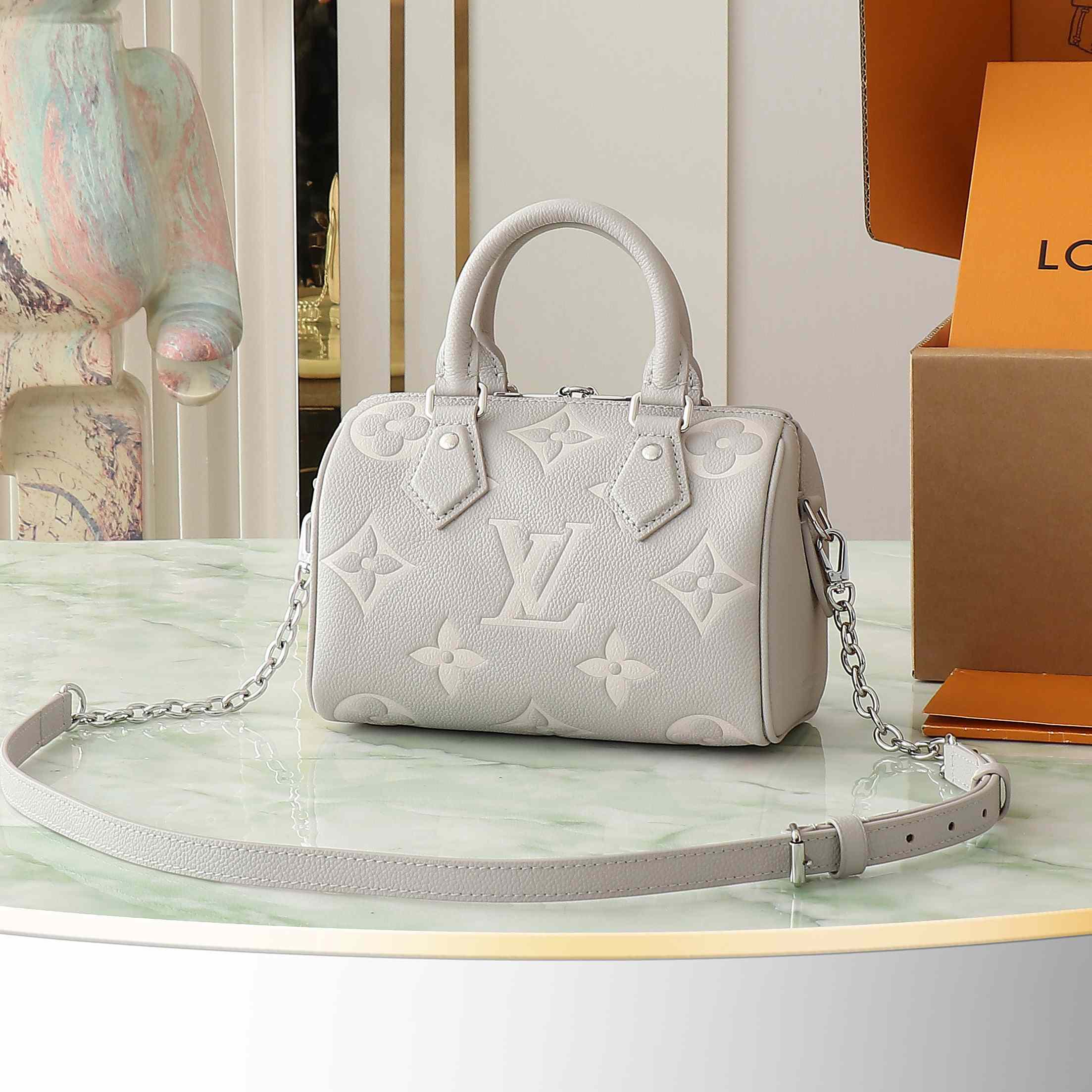 Louis Vuitton Speedy Bandoulière 20   M14207 - FashionPlug