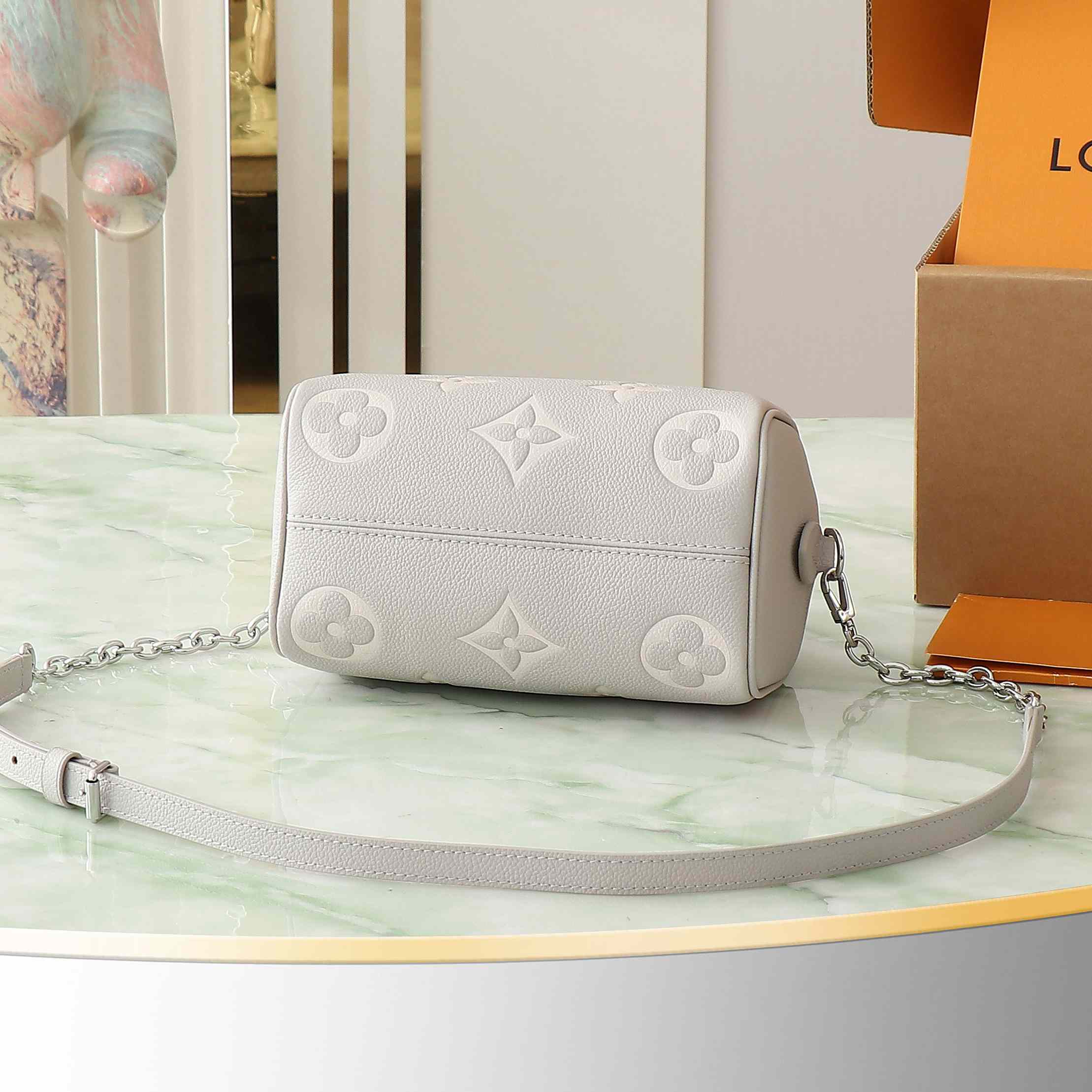 Louis Vuitton Speedy Bandoulière 20   M14207 - FashionPlug