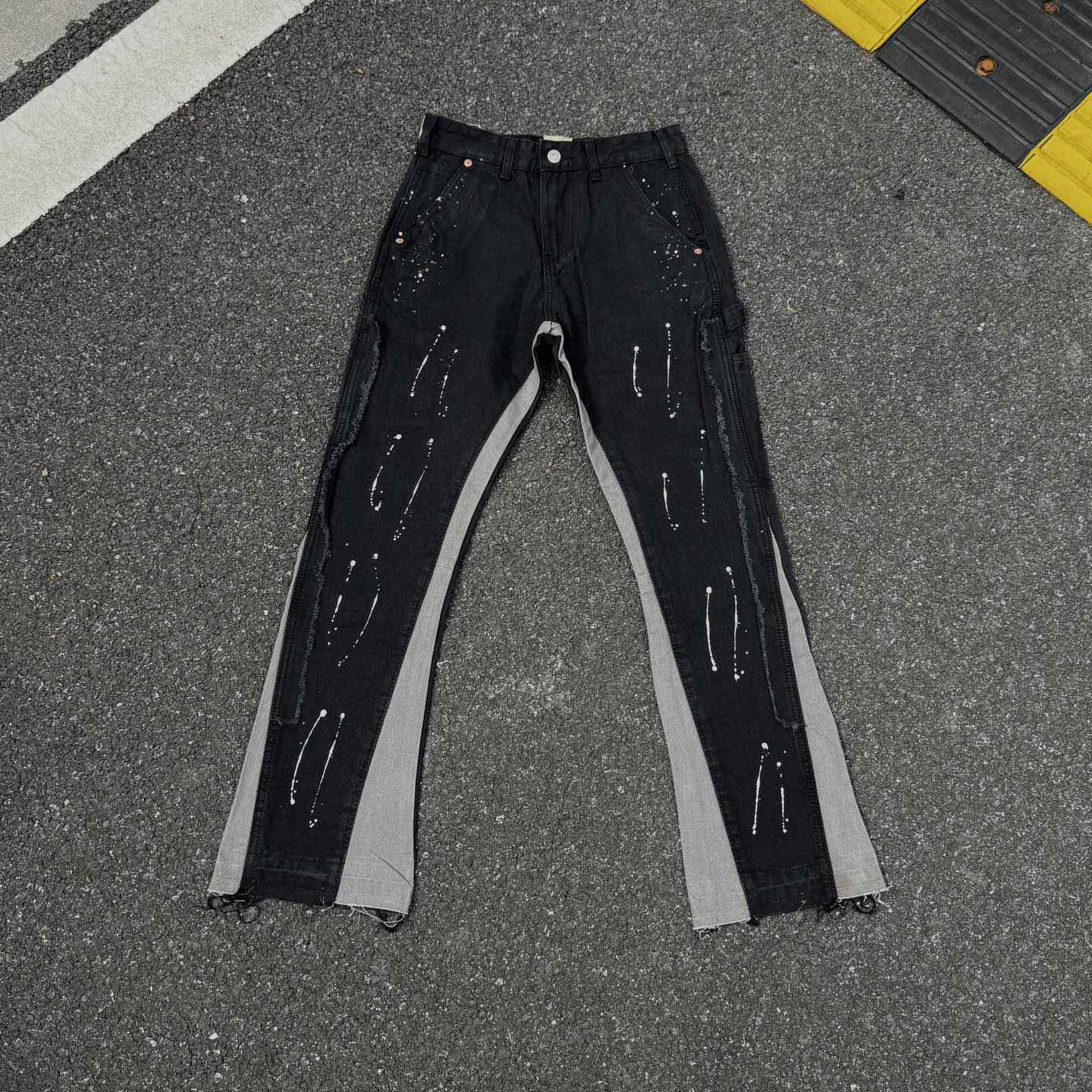 Gallery Dept Cross Jeans - FashionPlug