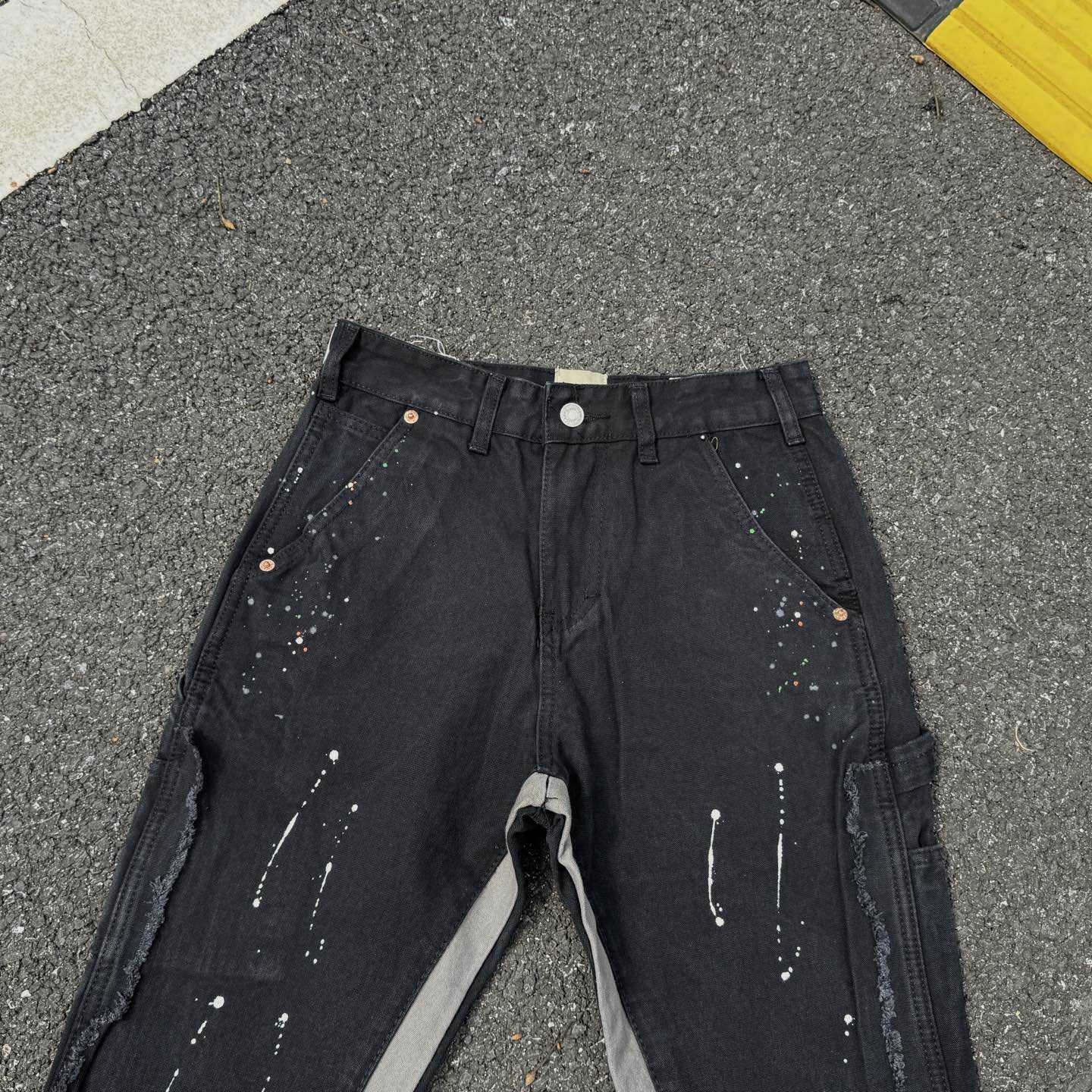 Gallery Dept Cross Jeans - FashionPlug