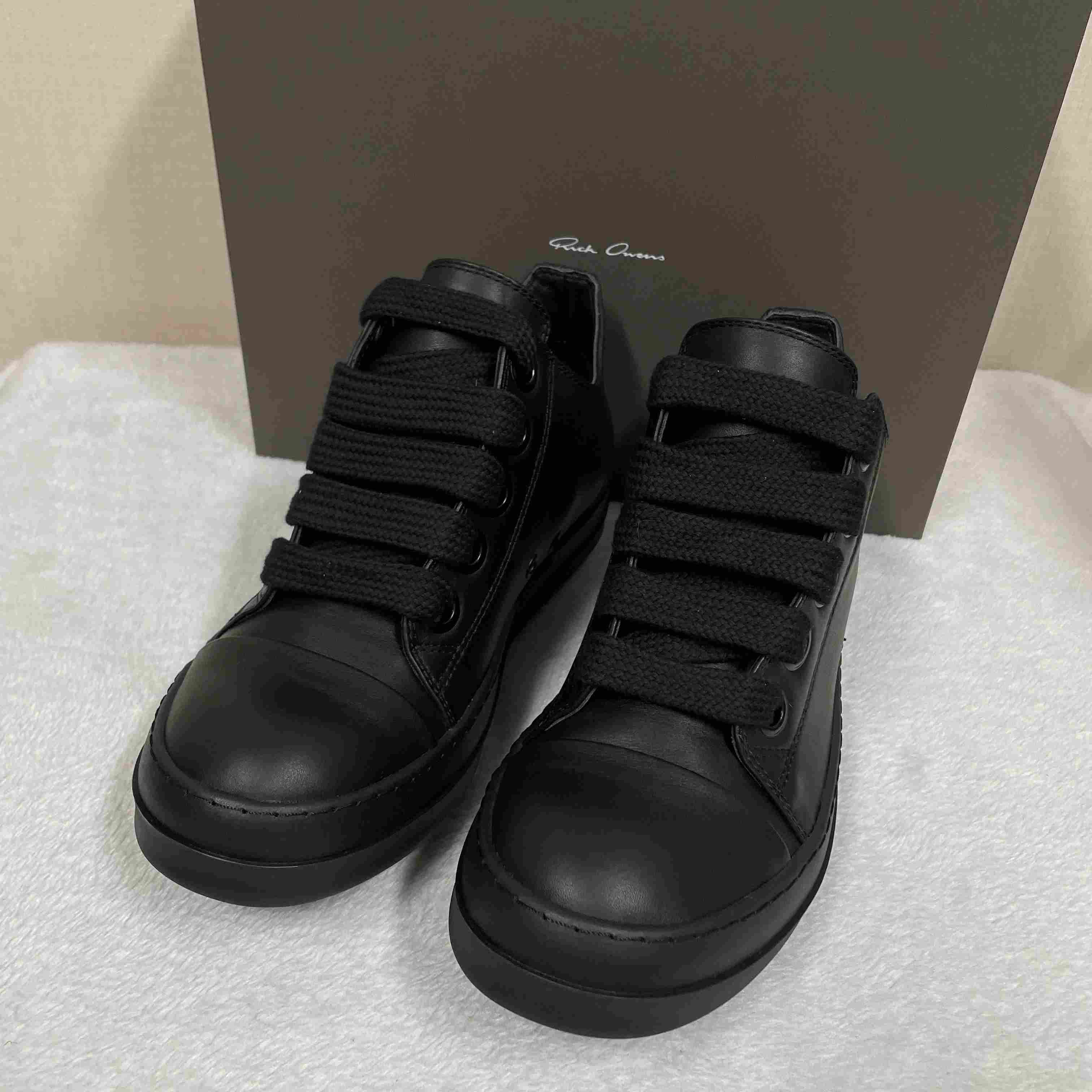 Rick Owens Fogachine Sneaker - FashionPlug