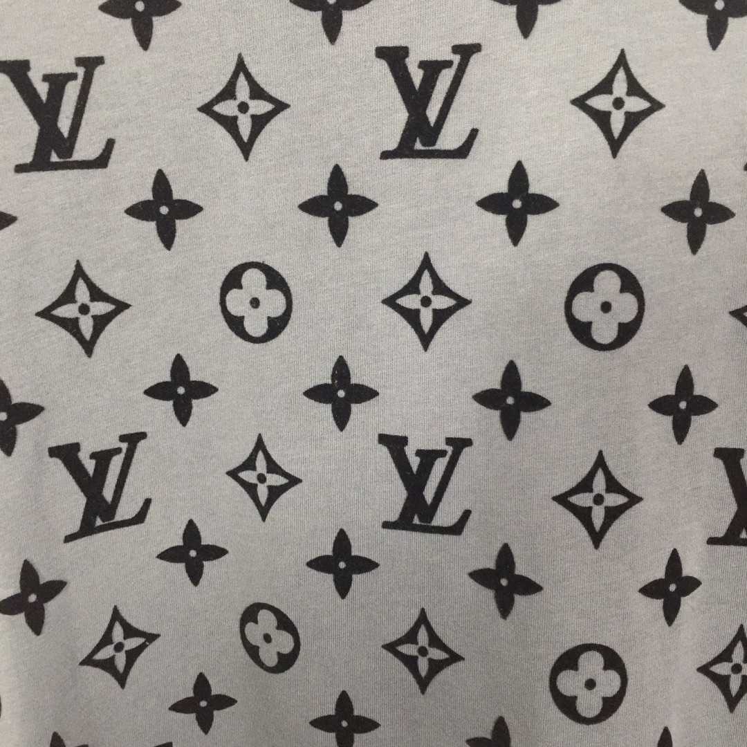Louis Vuitton Monogram T-shirt - FashionPlug