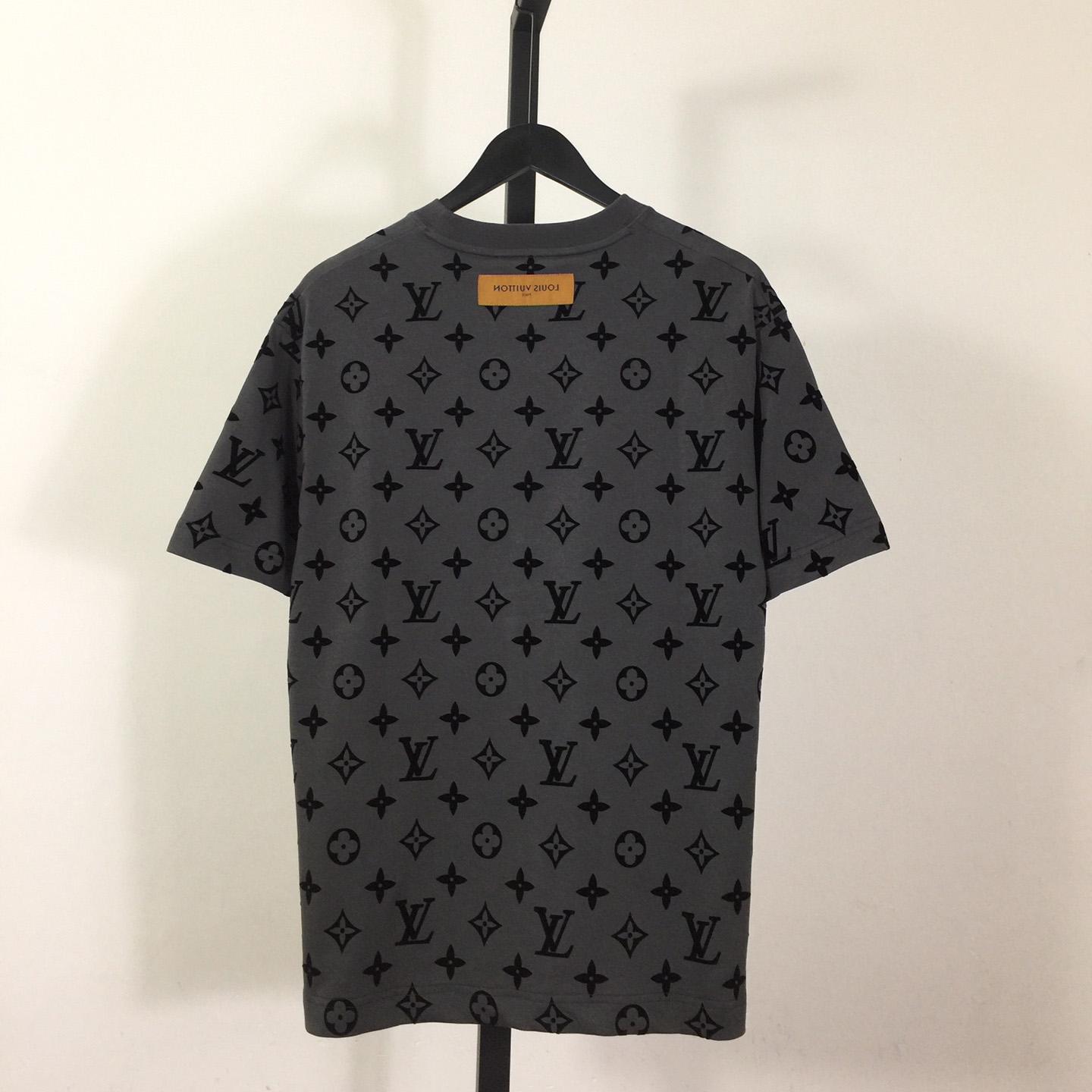 Louis Vuitton Monogram T-shirt - FashionPlug