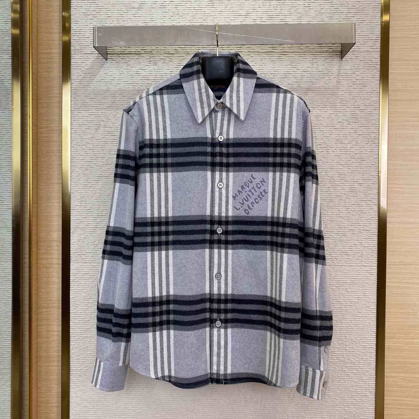 Louis Vuitton Long-Sleeved Cotton Flannel Shirt  1AFXST - FashionPlug