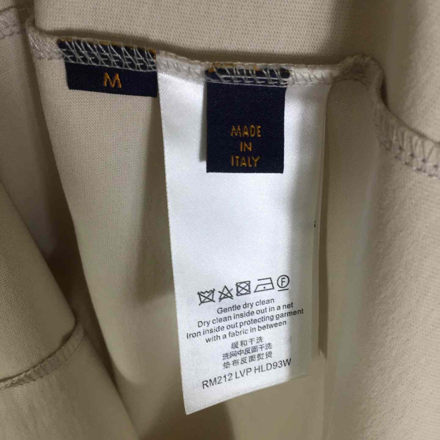 Louis Vuitton Monogram Gradient T-shirt - FashionPlug