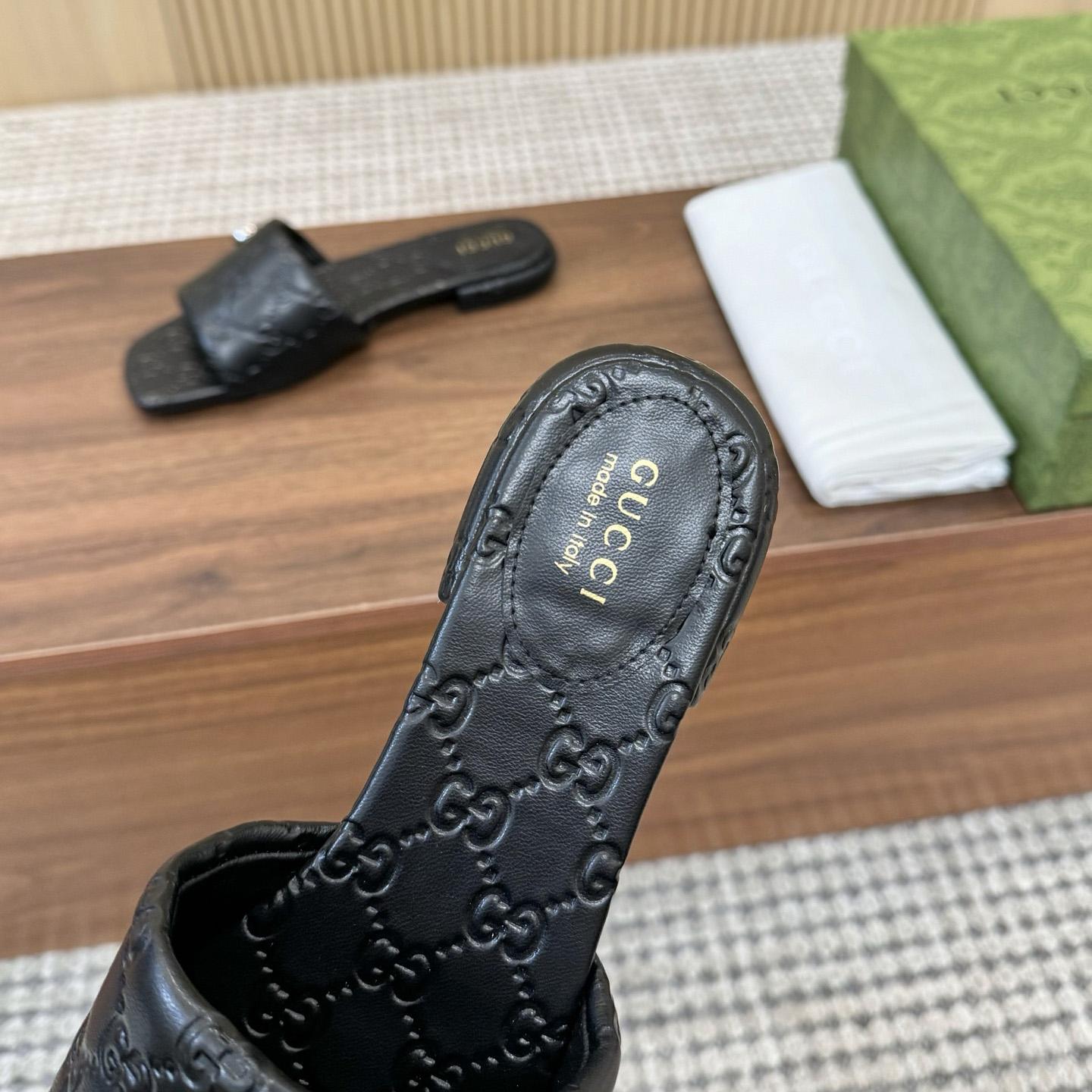 Gucci Women's Slide Sandal With Double G - FashionPlug
