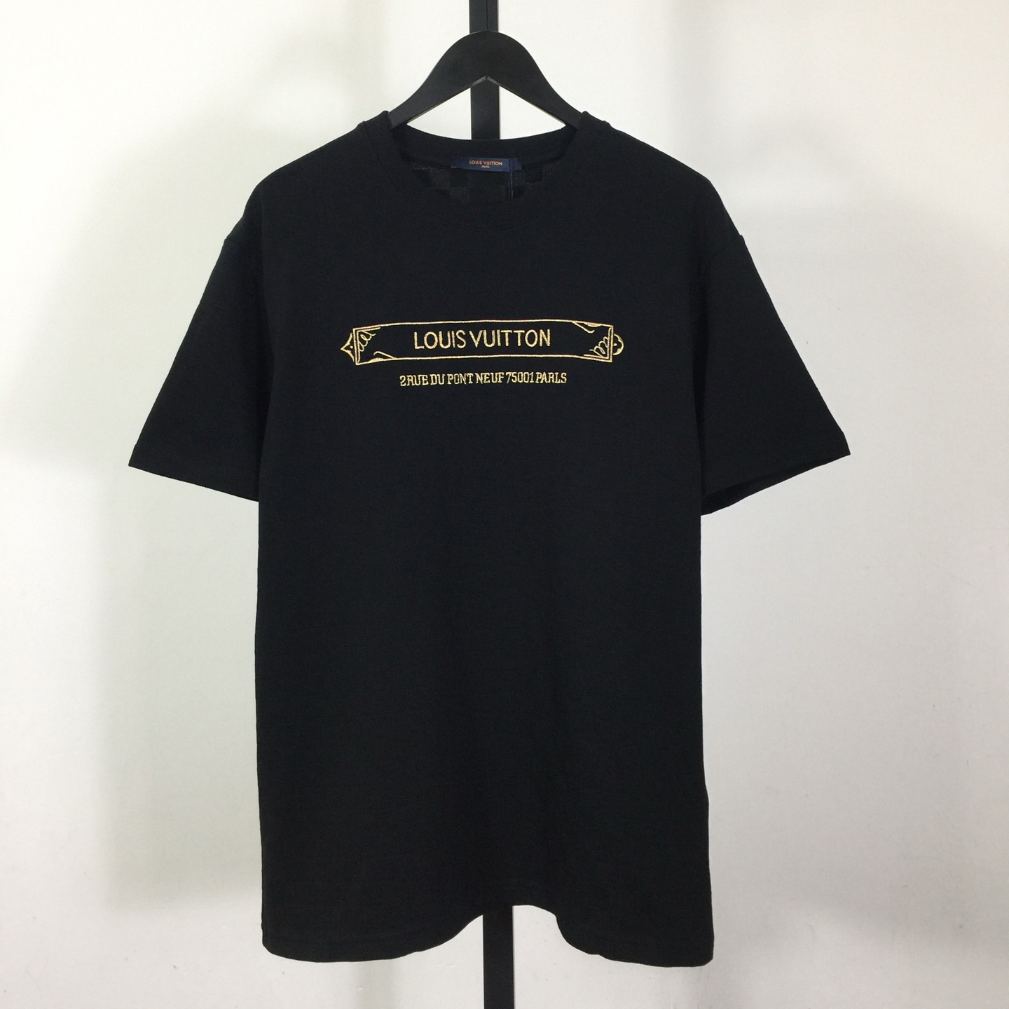 Louis Vuitton Embellished Damier Pique T-Shirt   1AHW20 - FashionPlug
