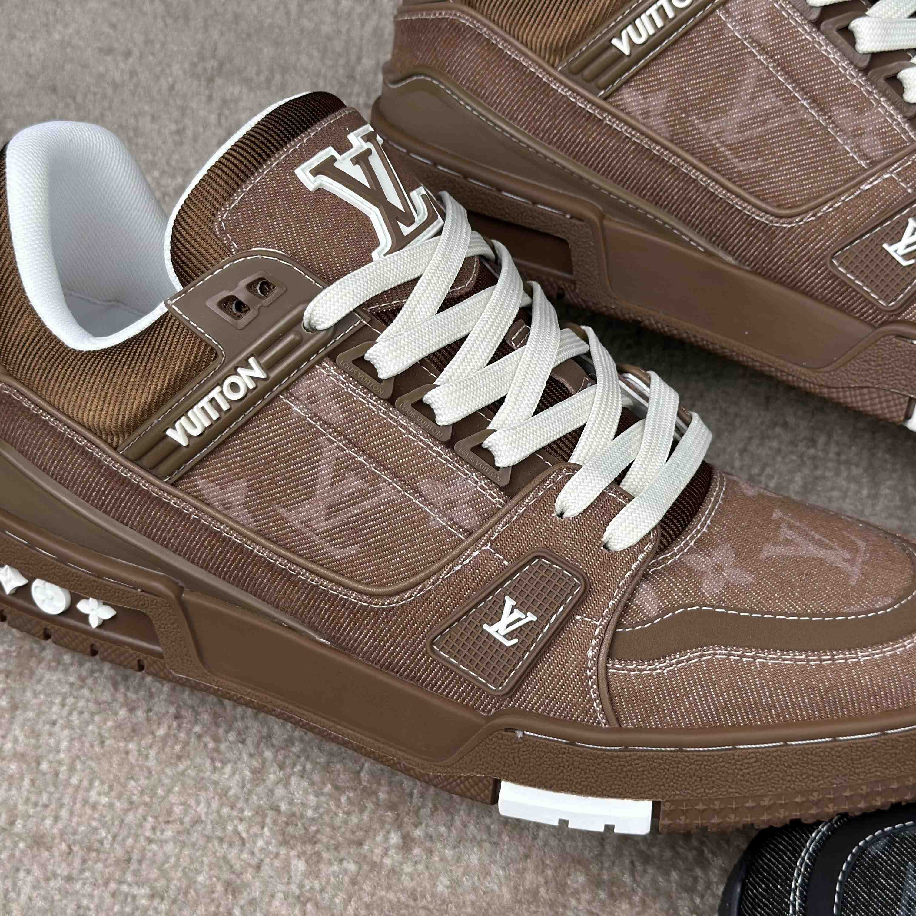 Louis Vuitton LV Trainer Sneaker   1AHT23 - FashionPlug