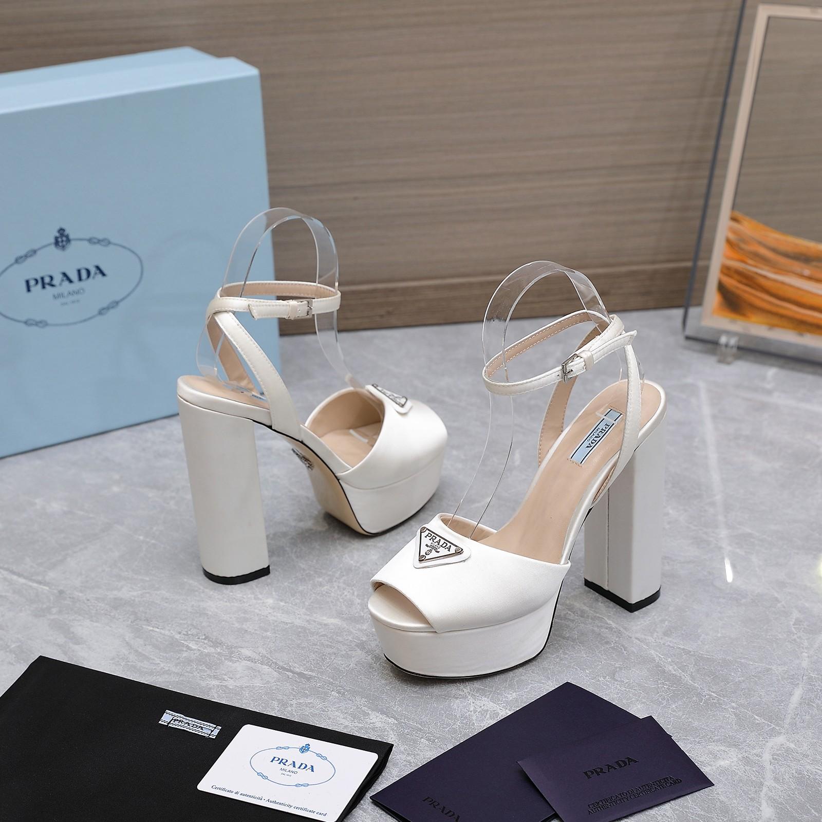 Prada Patent Platform Sanda  13cm - FashionPlug