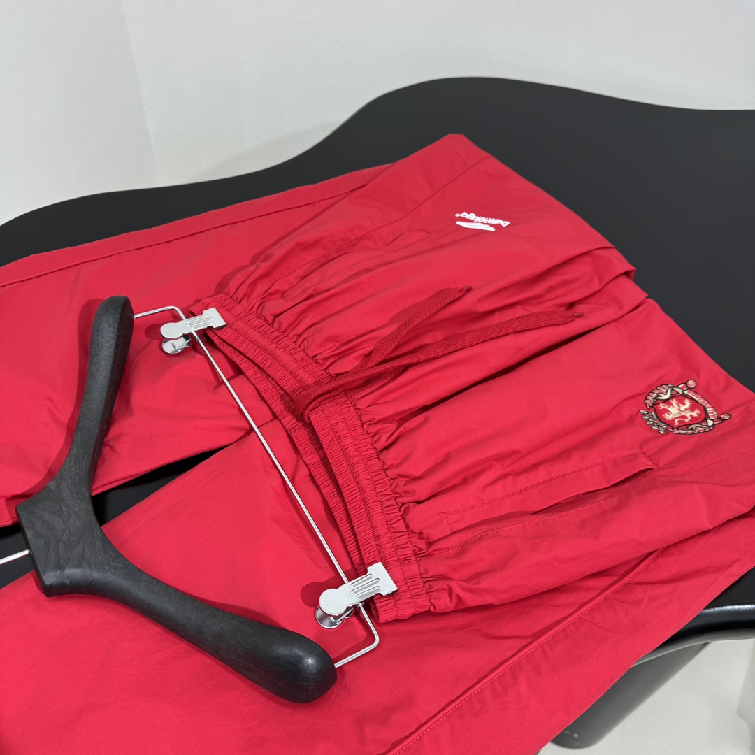 Balenciaga Paris Soccer Tracksuit Pant In Red - FashionPlug