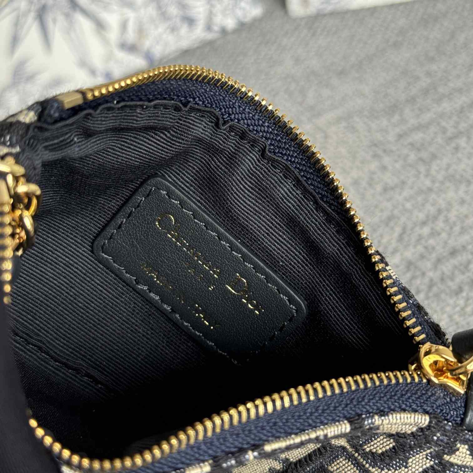 Dior 30 Montaigne Glycine Zipped Key Case (14.5*7.6cm) - FashionPlug