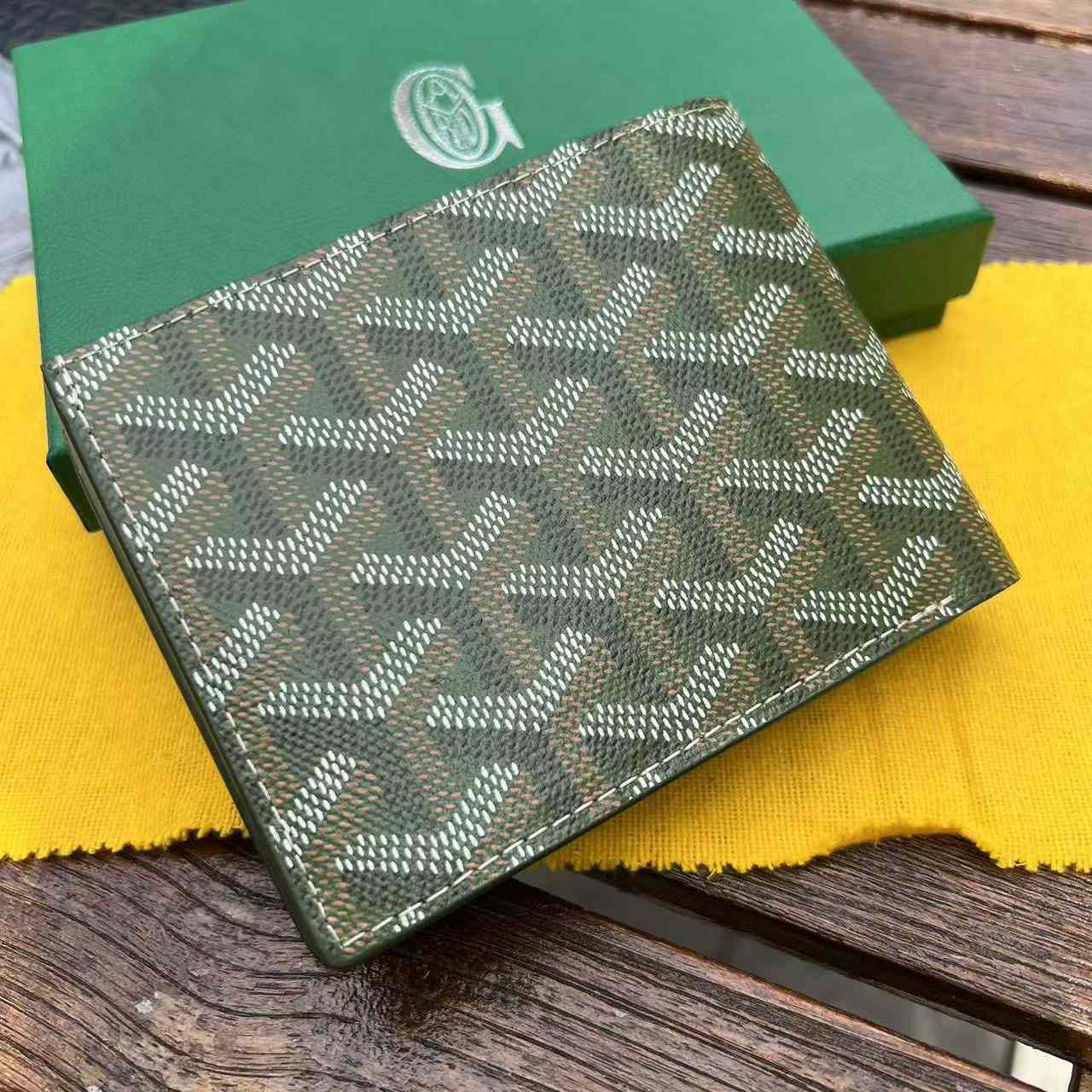 Goyard Victoire Wallet - FashionPlug