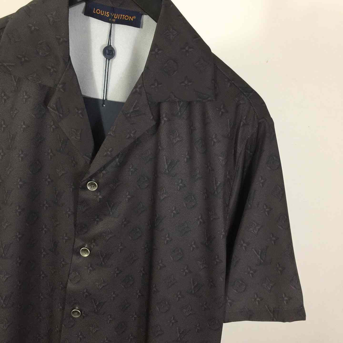 Louis Vuitton Printed Monogram Silk Shorts   1AHCD3 - FashionPlug