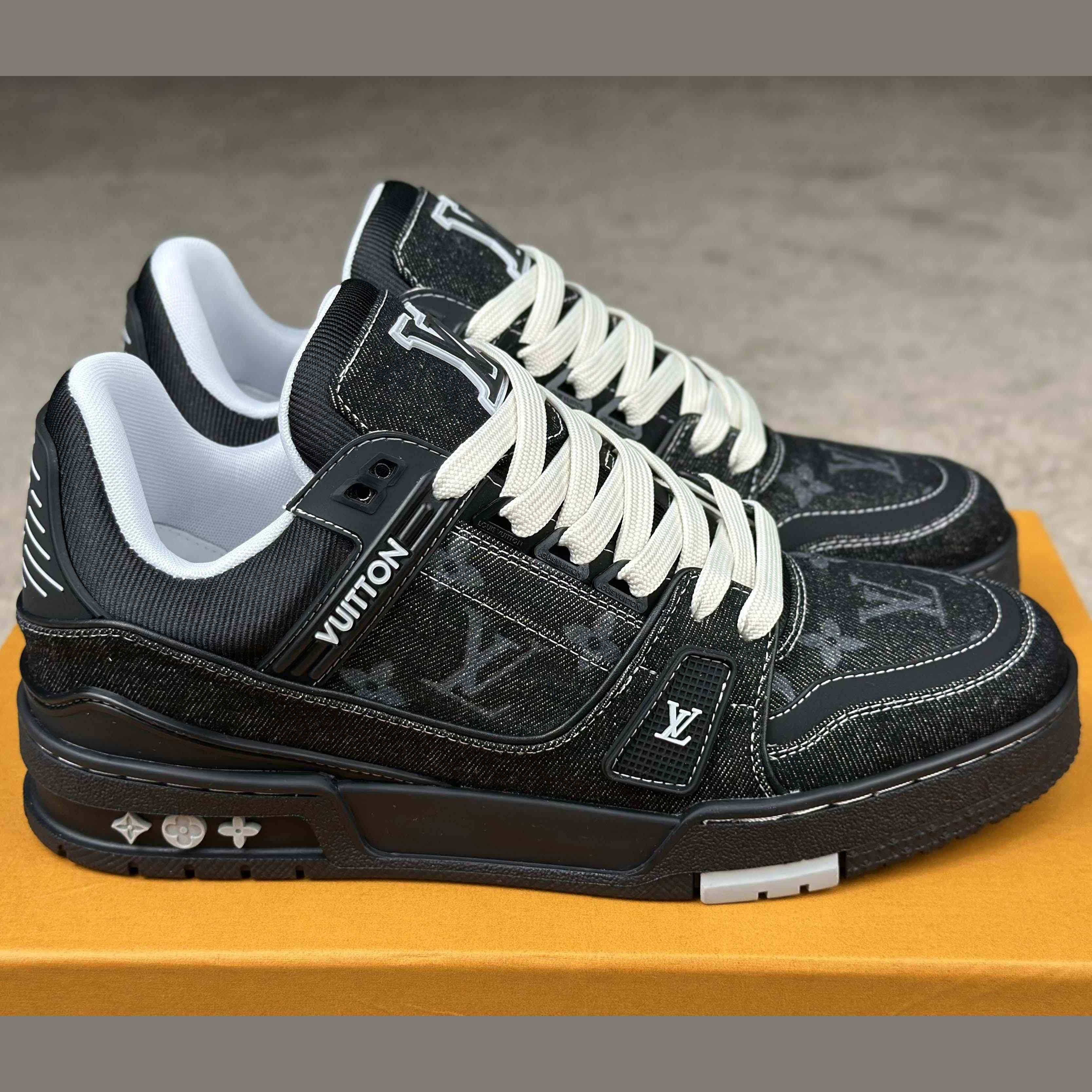 Louis Vuitton LV Trainer Sneaker   1AHSZJ - FashionPlug