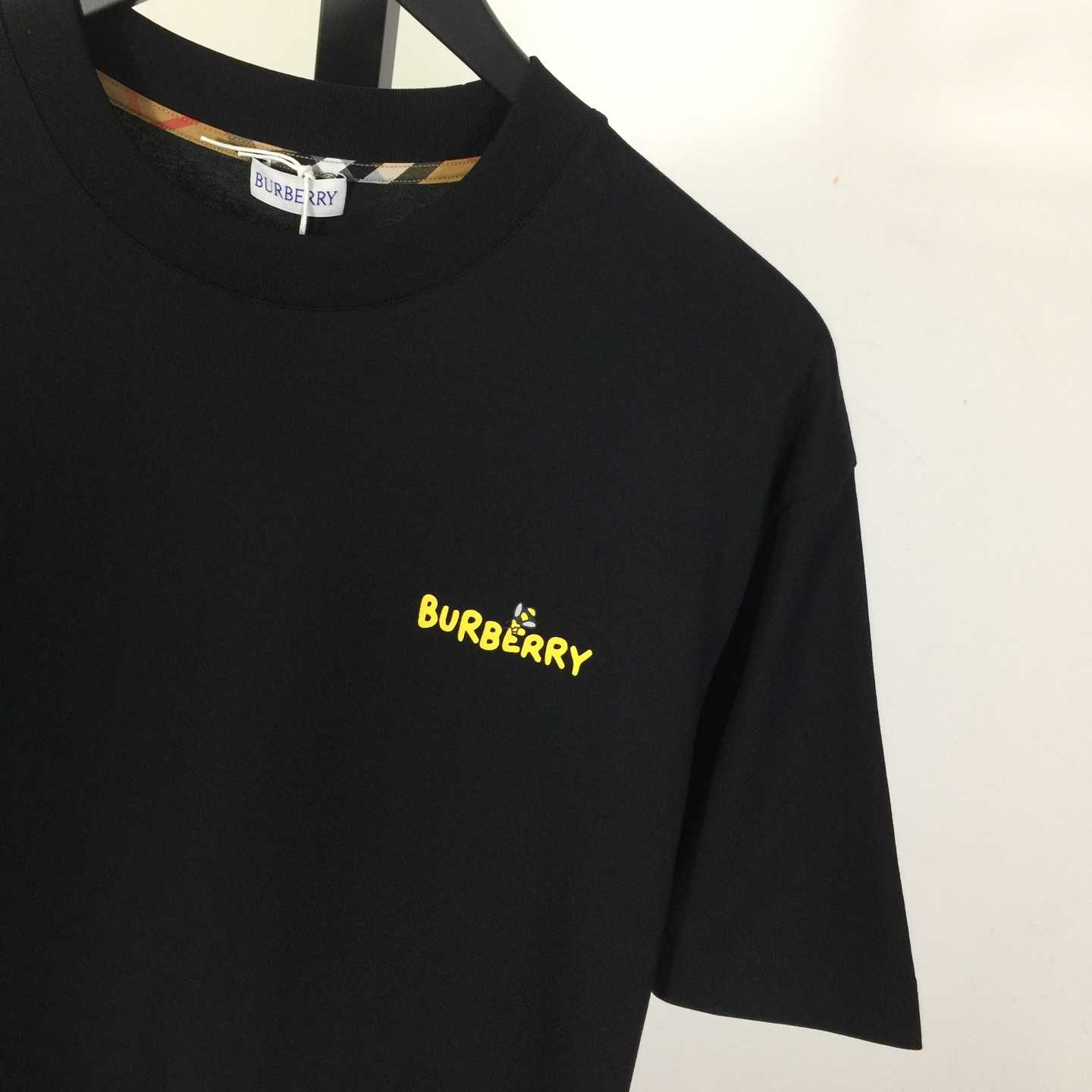 Dior T-shirt With Bee Print - FashionPlug