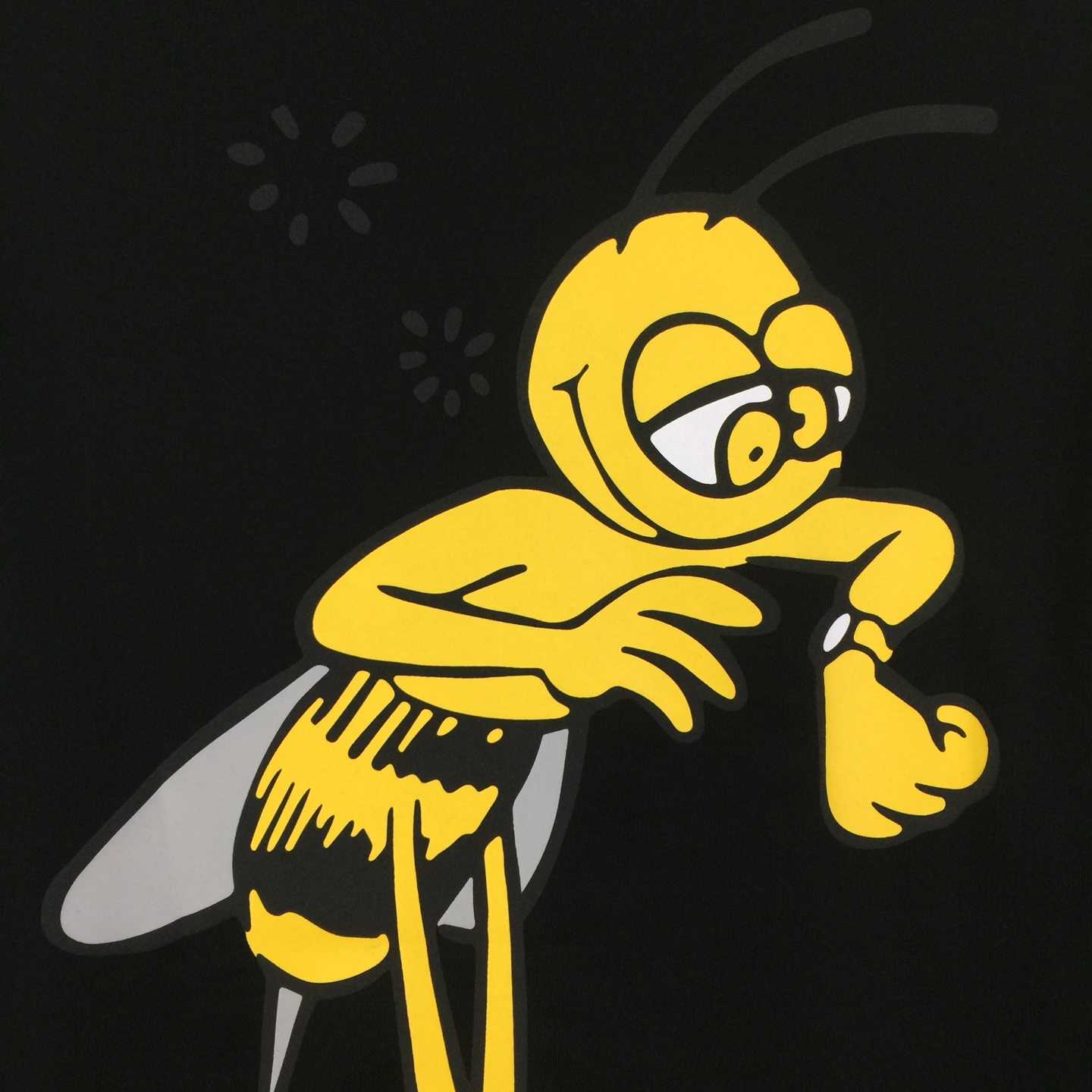 Dior T-shirt With Bee Print - FashionPlug