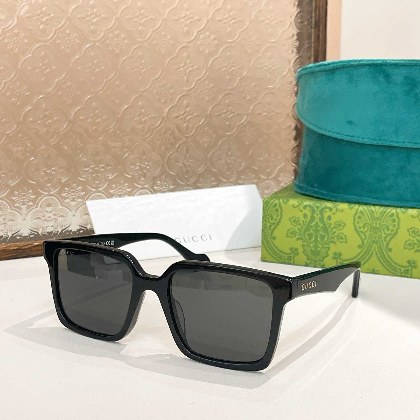 Gucci 1540S Sunglasses - FashionPlug