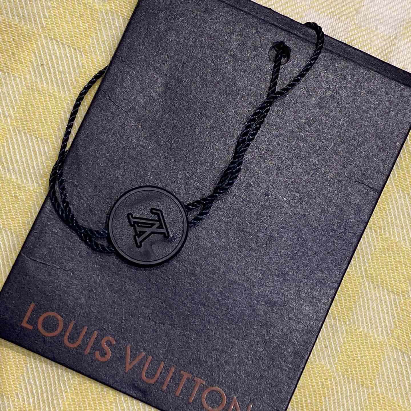 Louis Vuitton Damier Gradient Jacquard Denim Jacket   1AGTF1 - FashionPlug
