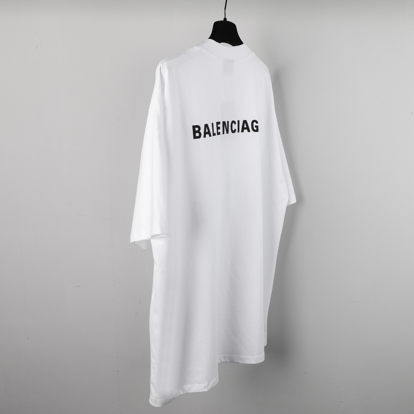 Balenciaga Logo-embroidered T-shirt - FashionPlug