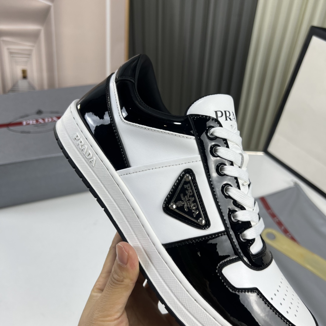 Prada Downtown triangle-logo Sneakers - FashionPlug